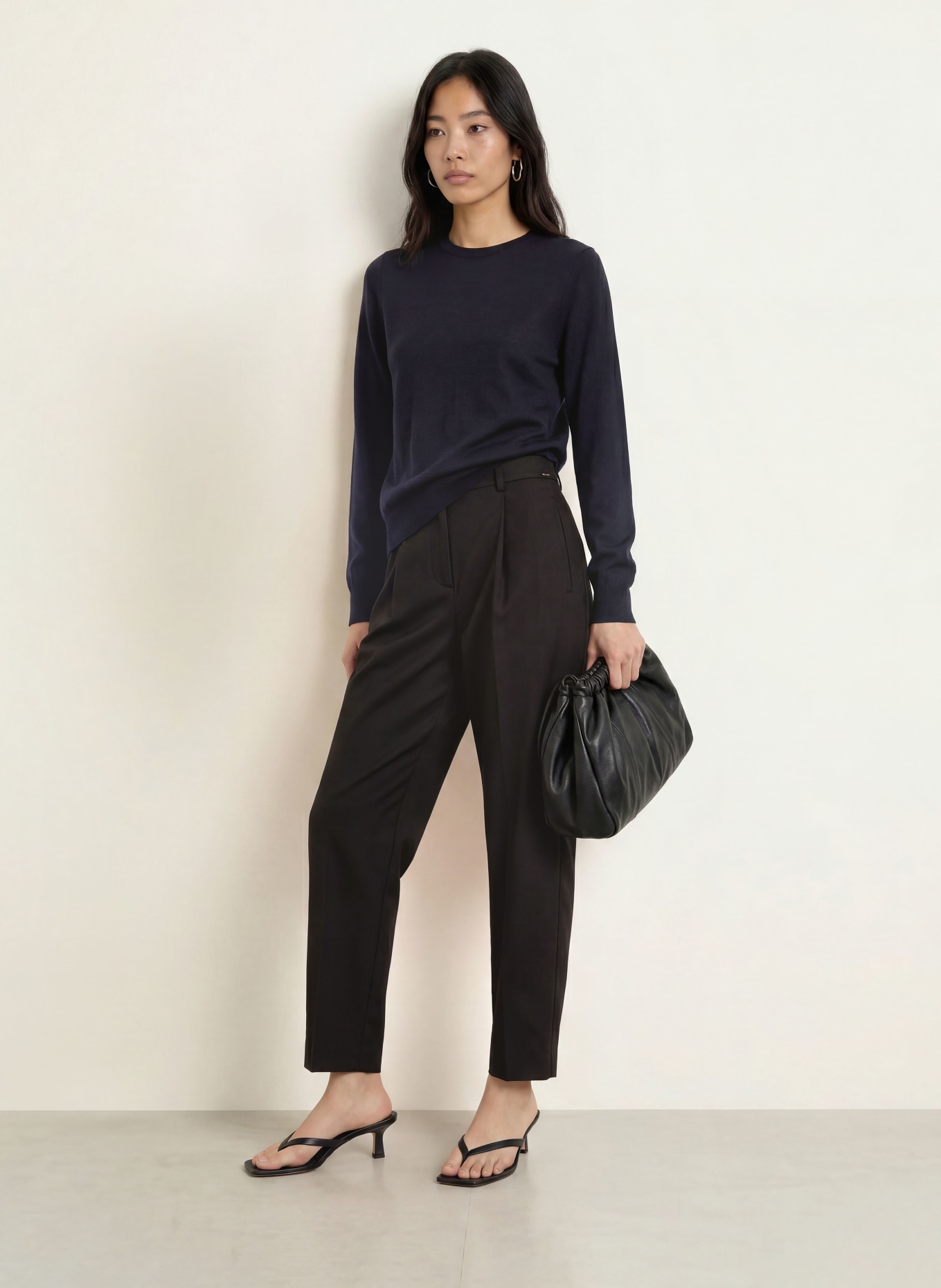 darling harbour Pull: NAVY