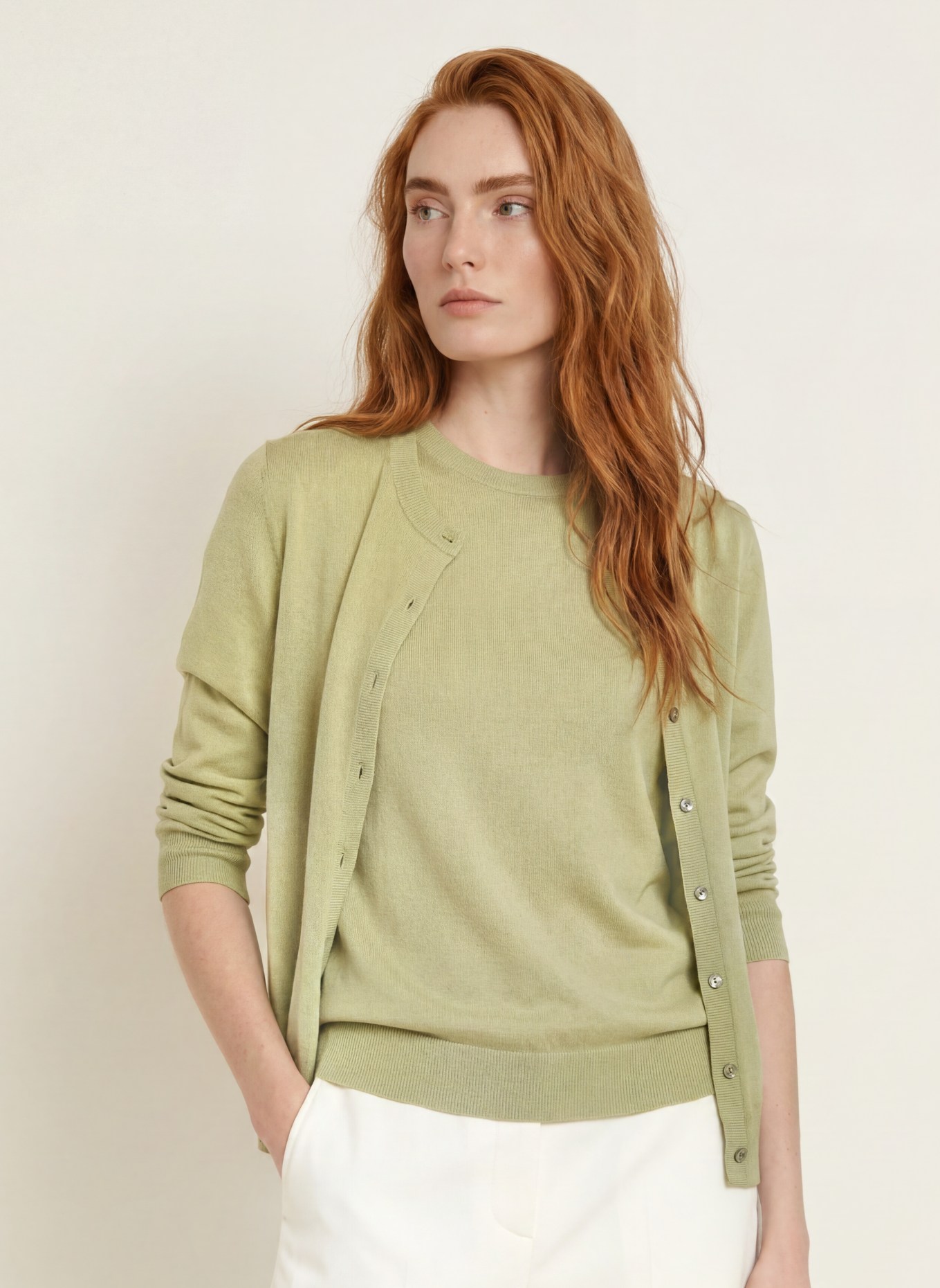 darling harbour Haut en maille en laine mérinos: Tea Green