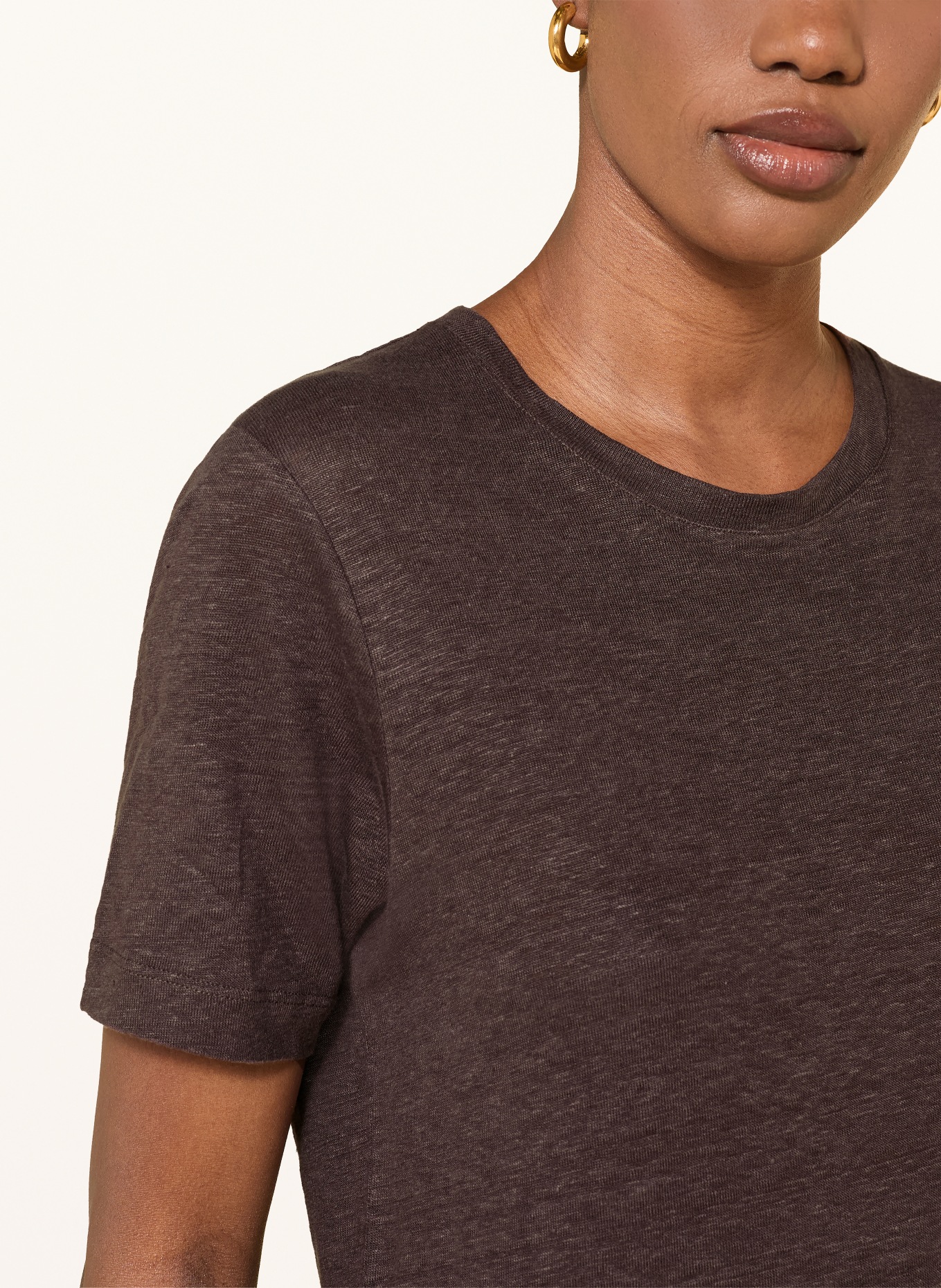COS T-Shirt aus Leinen: DUNKELBRAUN