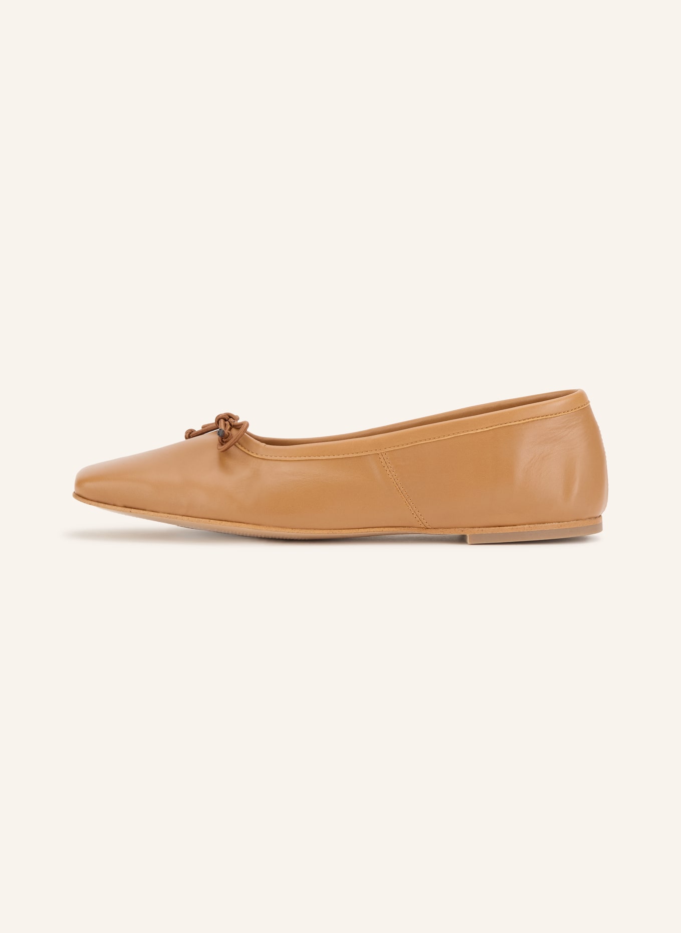 Flattered Ballerina's KIM: COGNAC