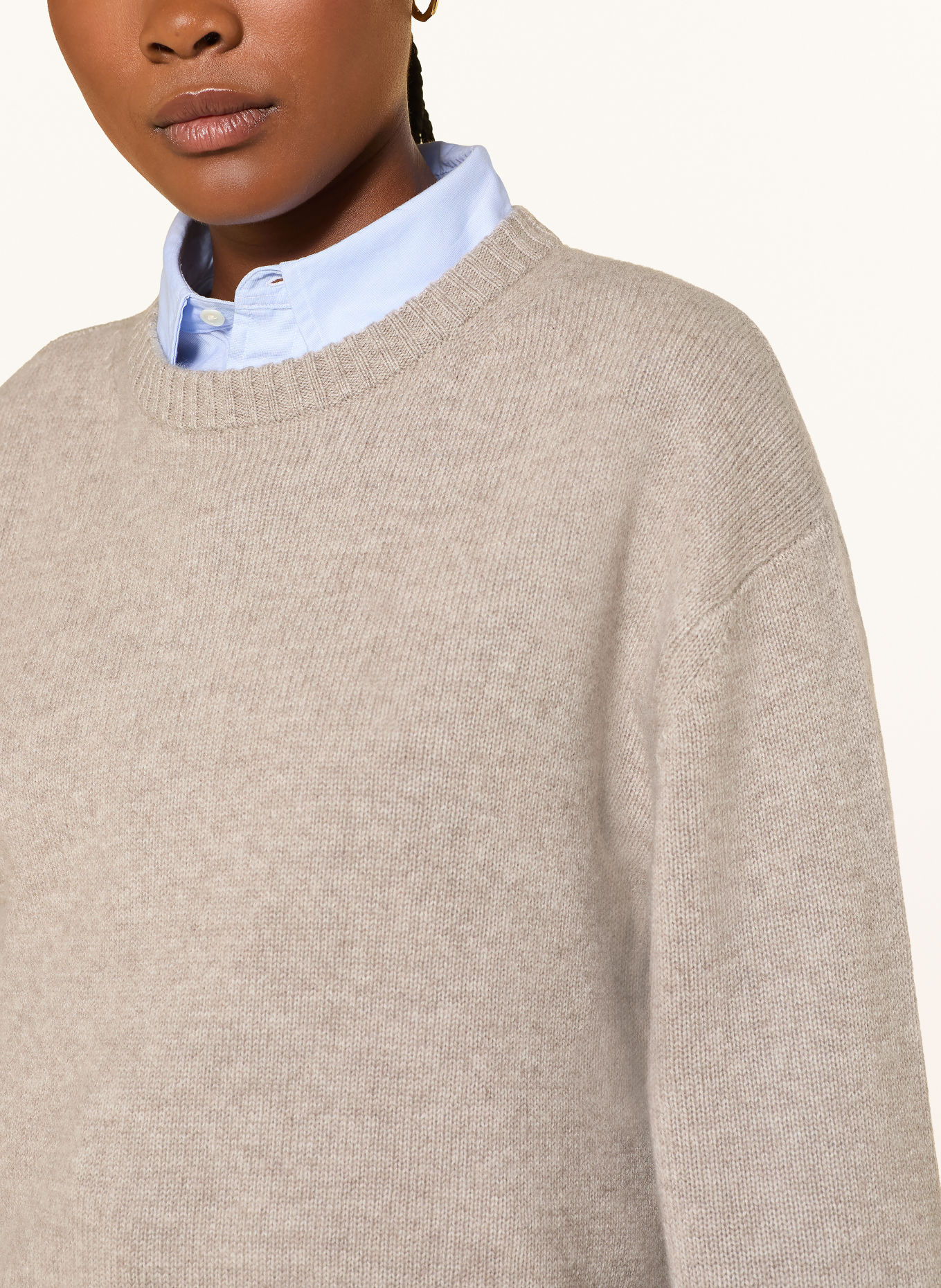 MRS & HUGS Cashmere Sweater: BEIGE