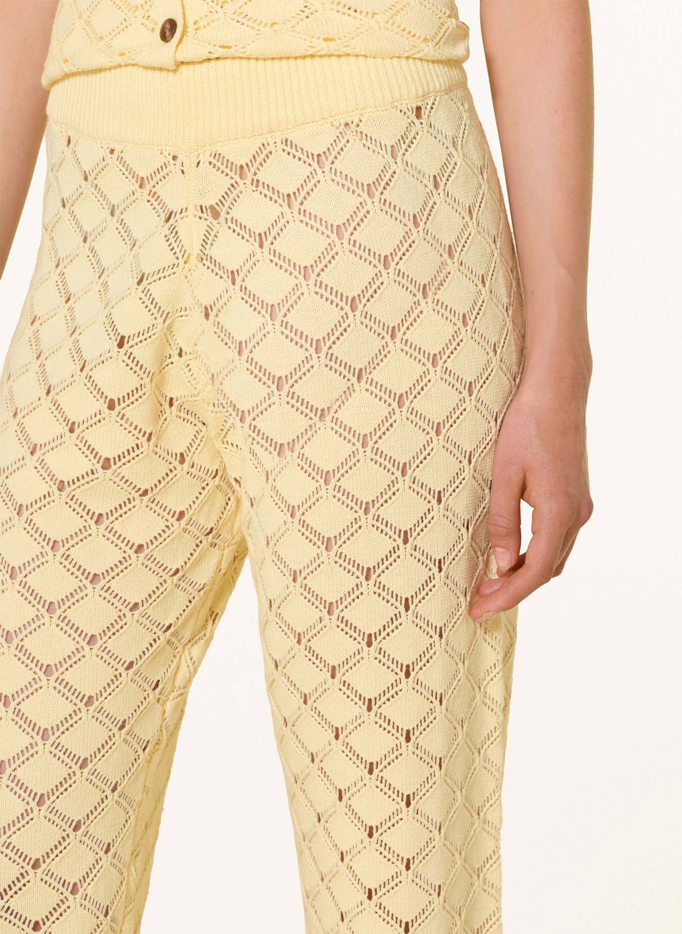 NEO NOIR Häkelhose RIZZY: HELLGELB