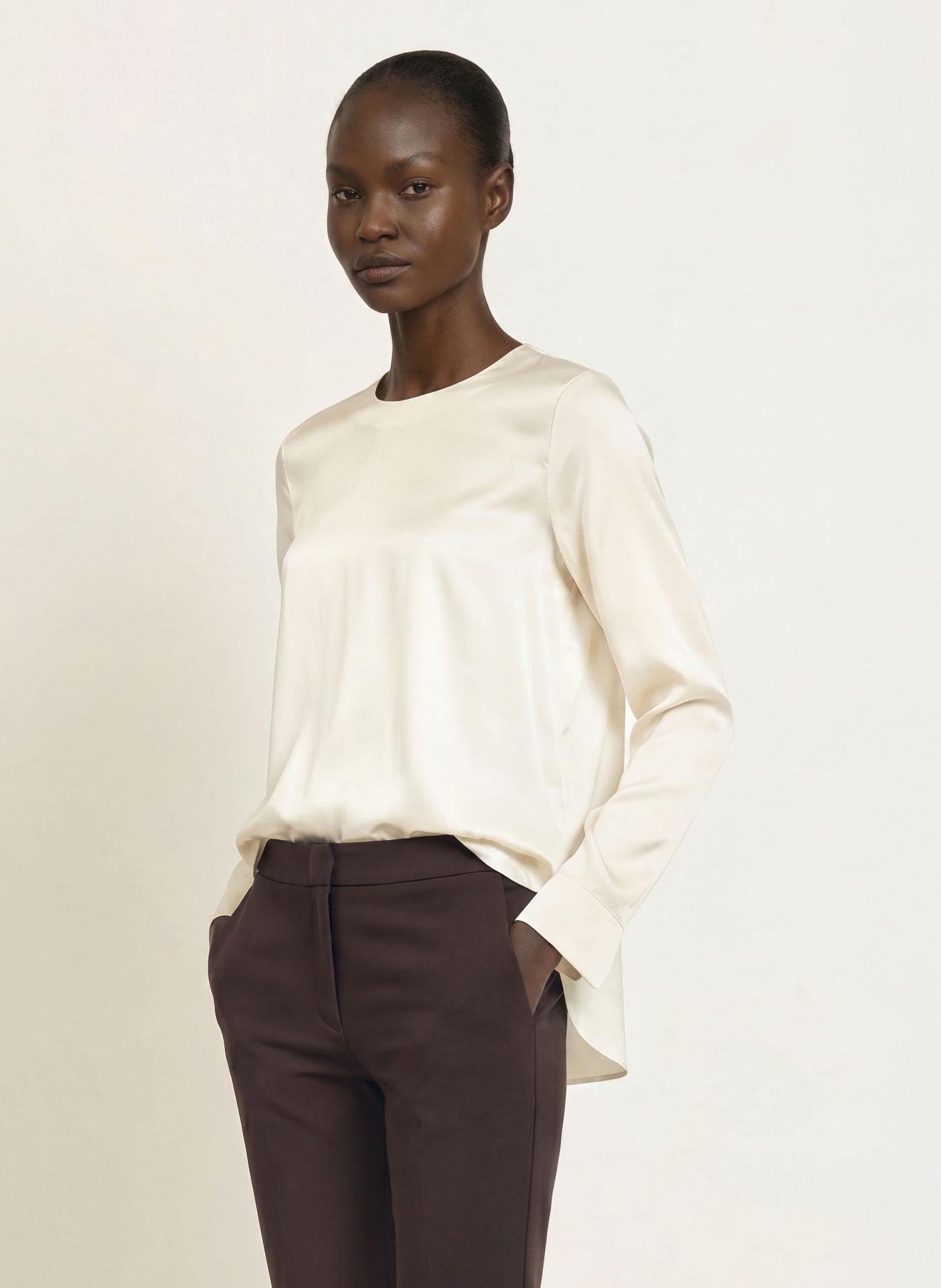 (THE MERCER) N.Y. Blusenshirt mit Seide: ECRU
