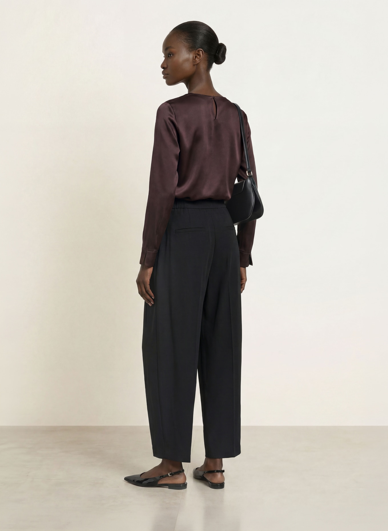 (THE MERCER) N.Y. Blusenshirt mit Seide: DUNKELBRAUN