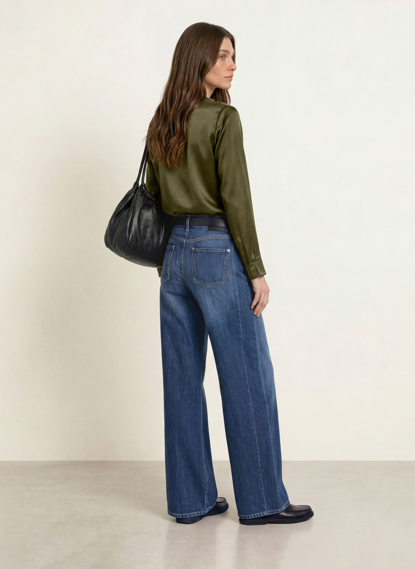 (THE MERCER) N.Y. Blusenshirt mit Seide: KHAKI