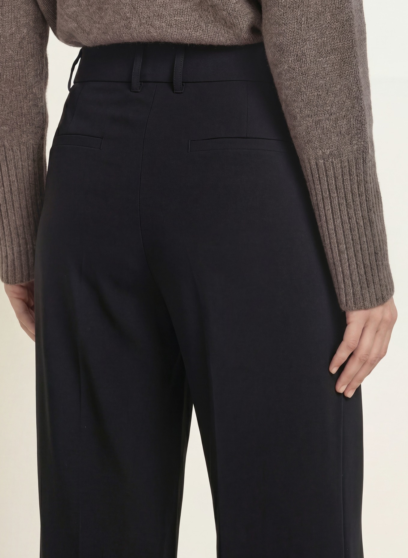 lilienfels Marlenehose: SCHWARZ