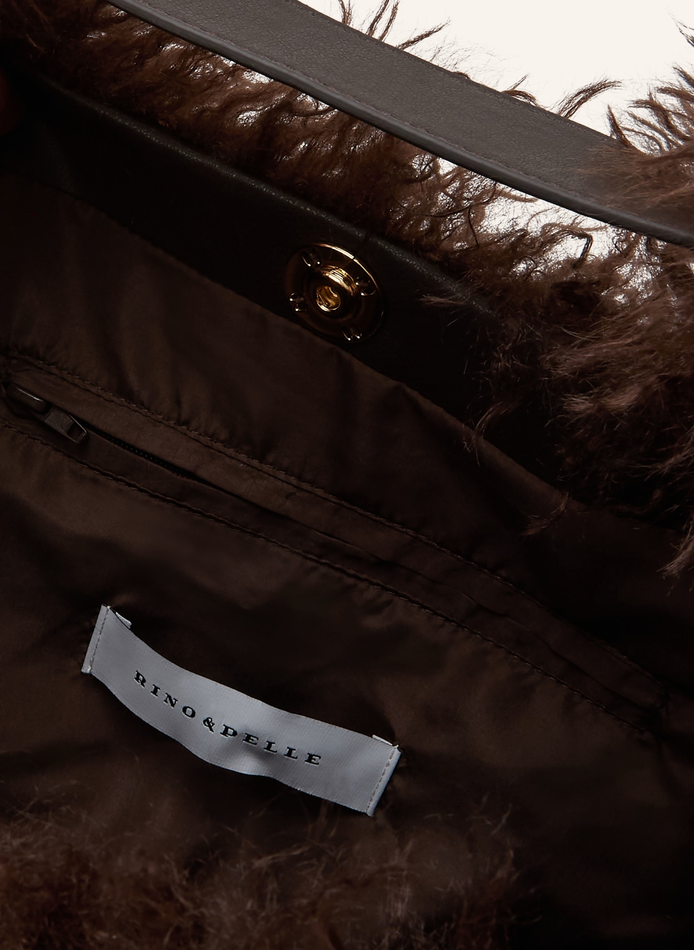 RINO & PELLE Schoudertas van kunstbont GUSTA: MARRON FONCÉ