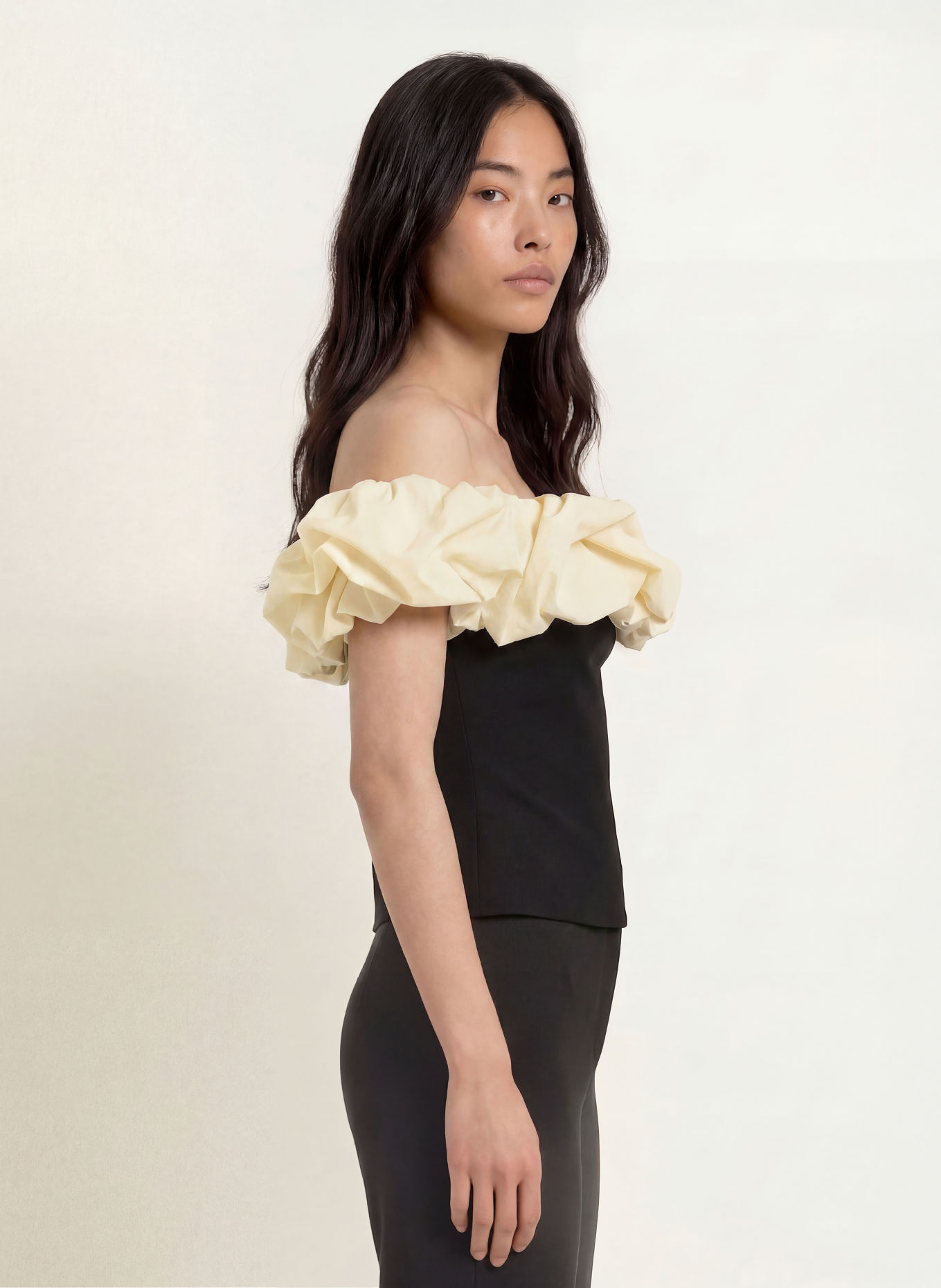 FABIENNE CHAPOT POPPIE Off-Shoulder Top: BLACK / ECRU