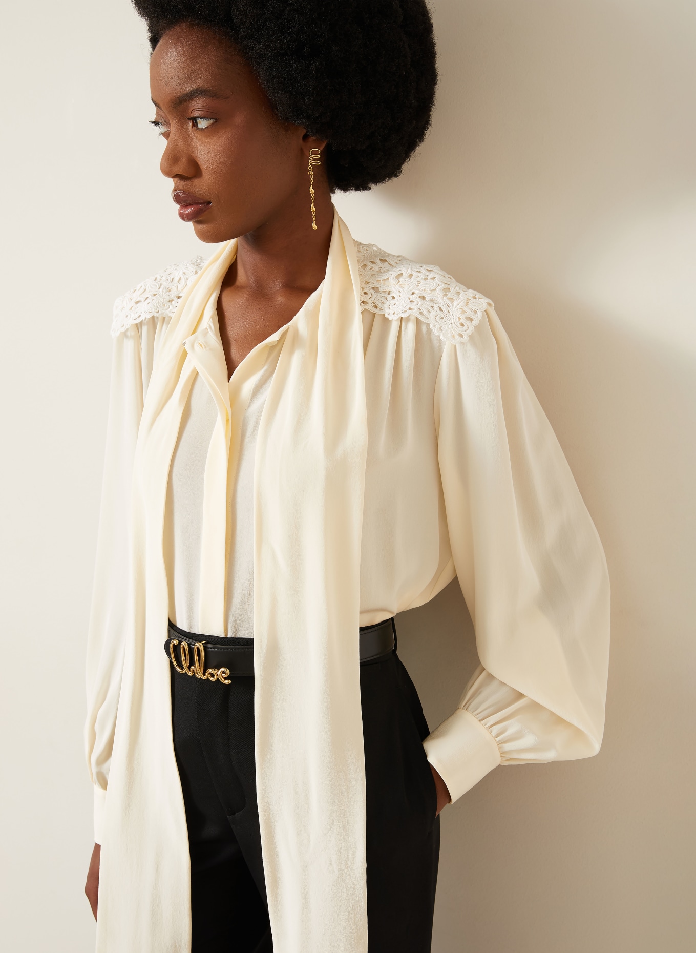 Chloé Blouse à lavallière en soie avec dentelle: BLANC