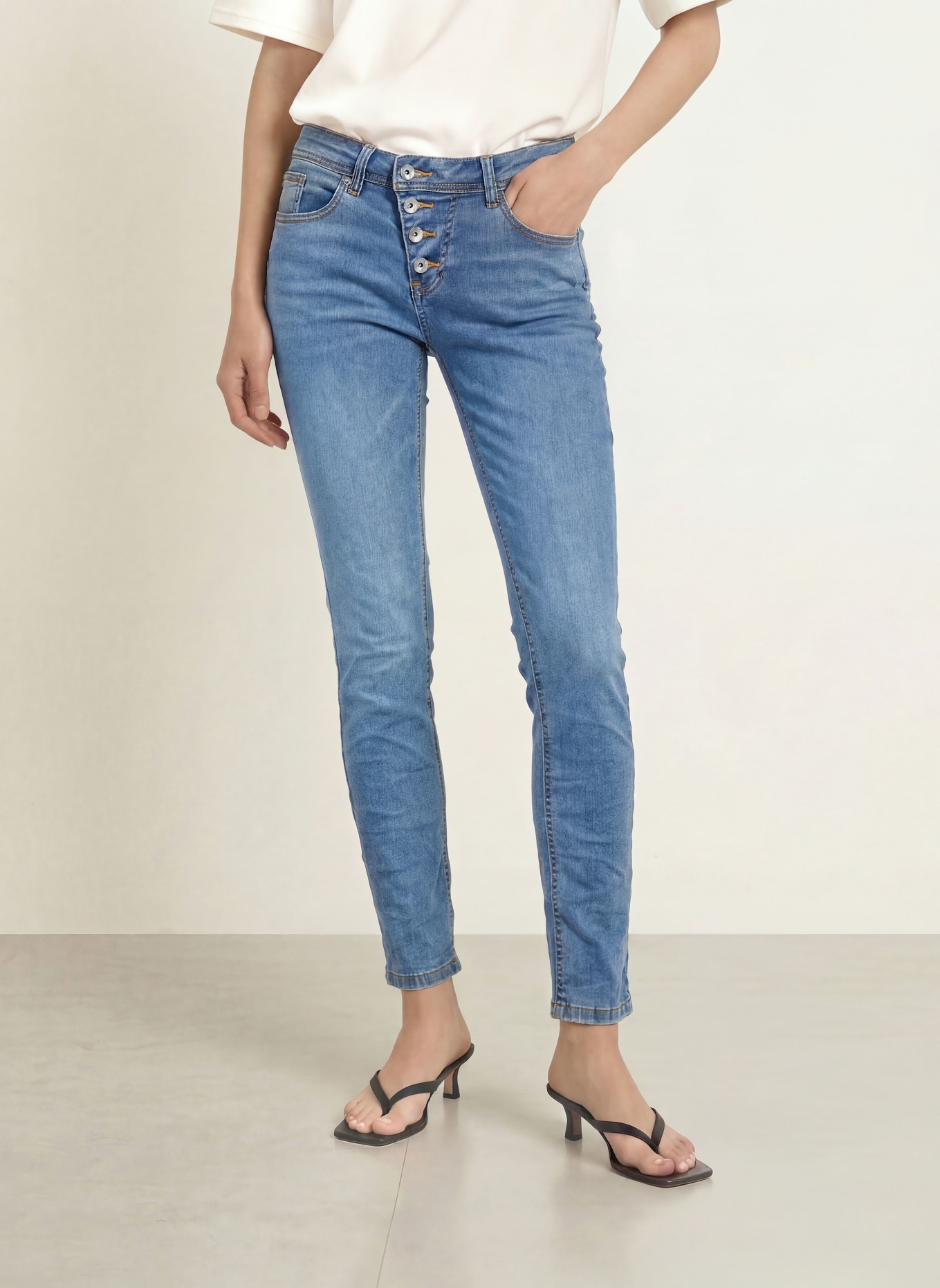 Buena Vista Jeans MALIBU CROPPED: 4478 bright denim