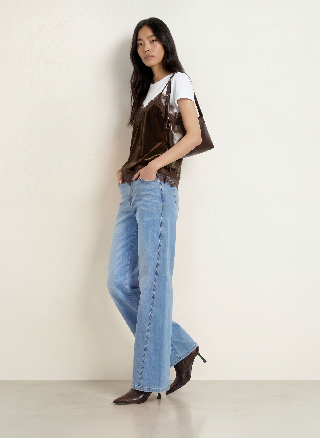 Buena Vista Wide leg jeans: 7365 sky denim