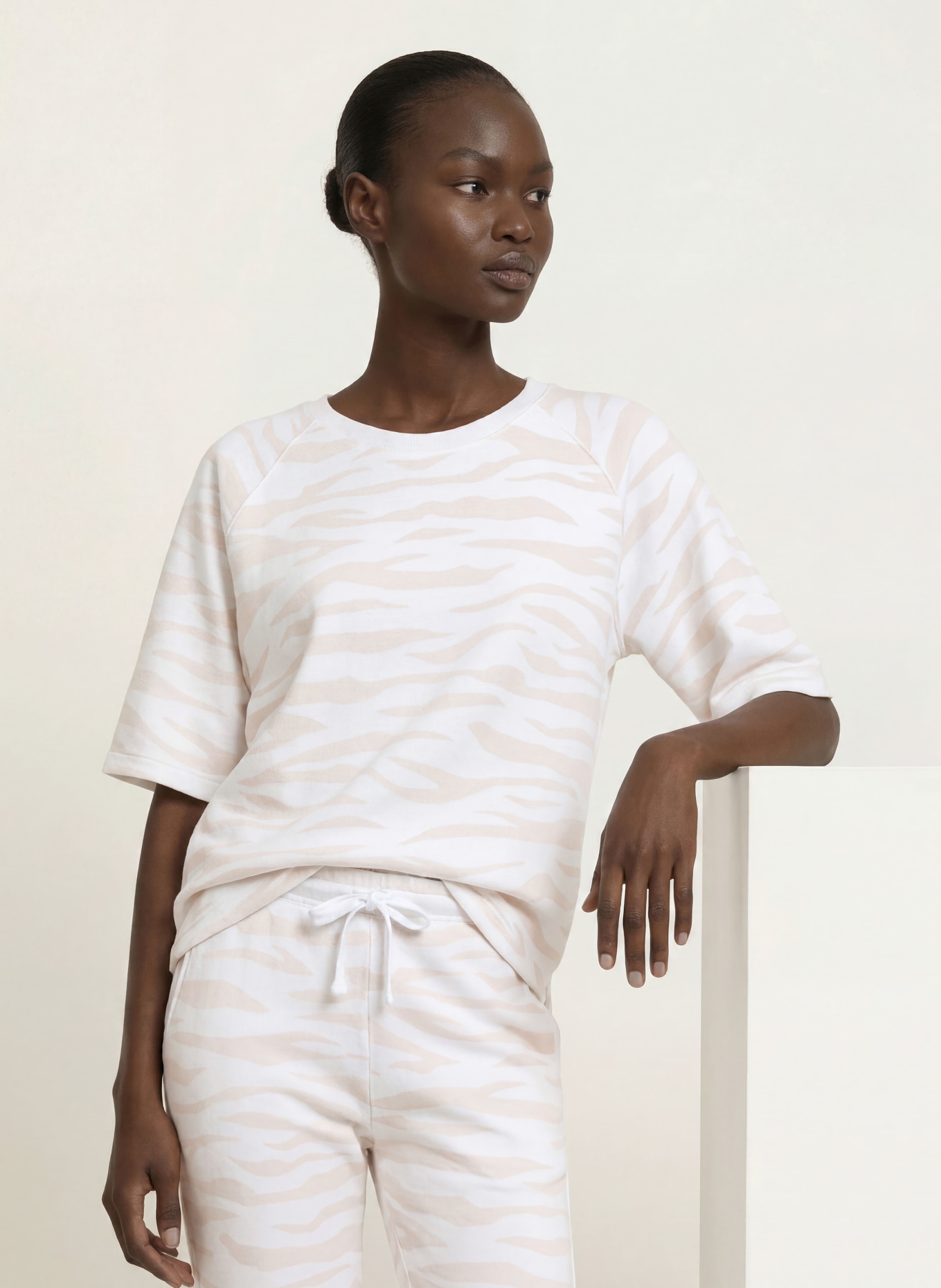 Juvia Sweat-shirt ESMERALDA: BLANC / BEIGE