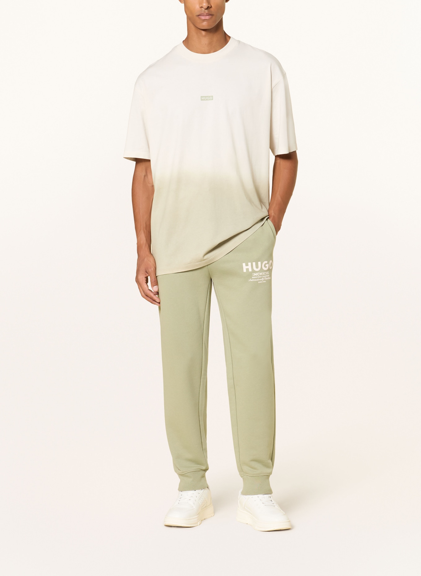 HUGO Sweatpant NEVEZ: LICHTGROEN