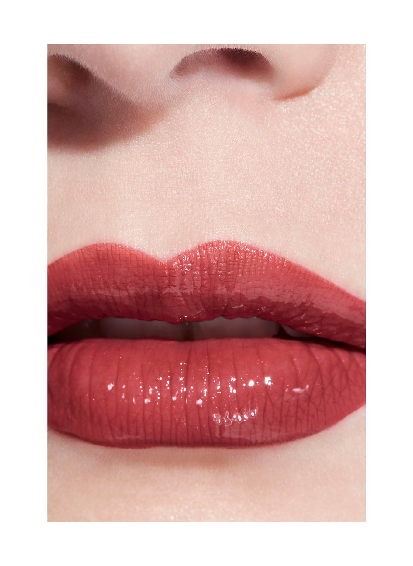 CHANEL LE ROUGE DUO ULTRA TENUE: 144 MOVE