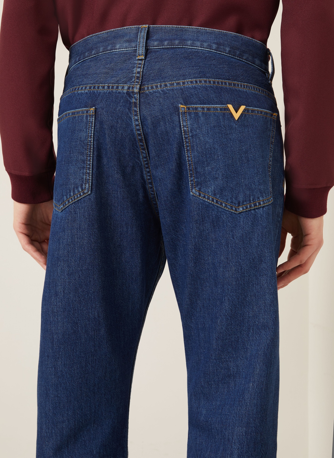 VALENTINO Jeans VGOLD Regular Fit: 558 MEDIUM BLUE DENIM