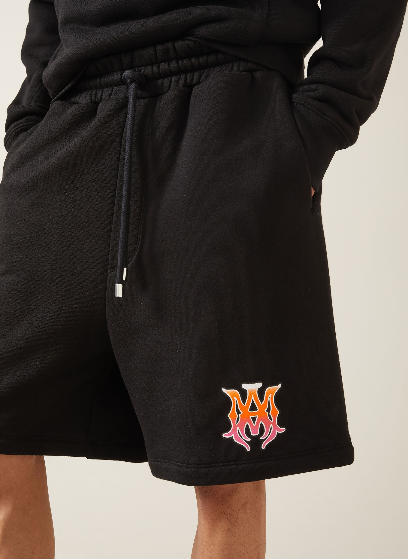 AMIRI Sweatshorts: SCHWARZ / PINK / ORANGE