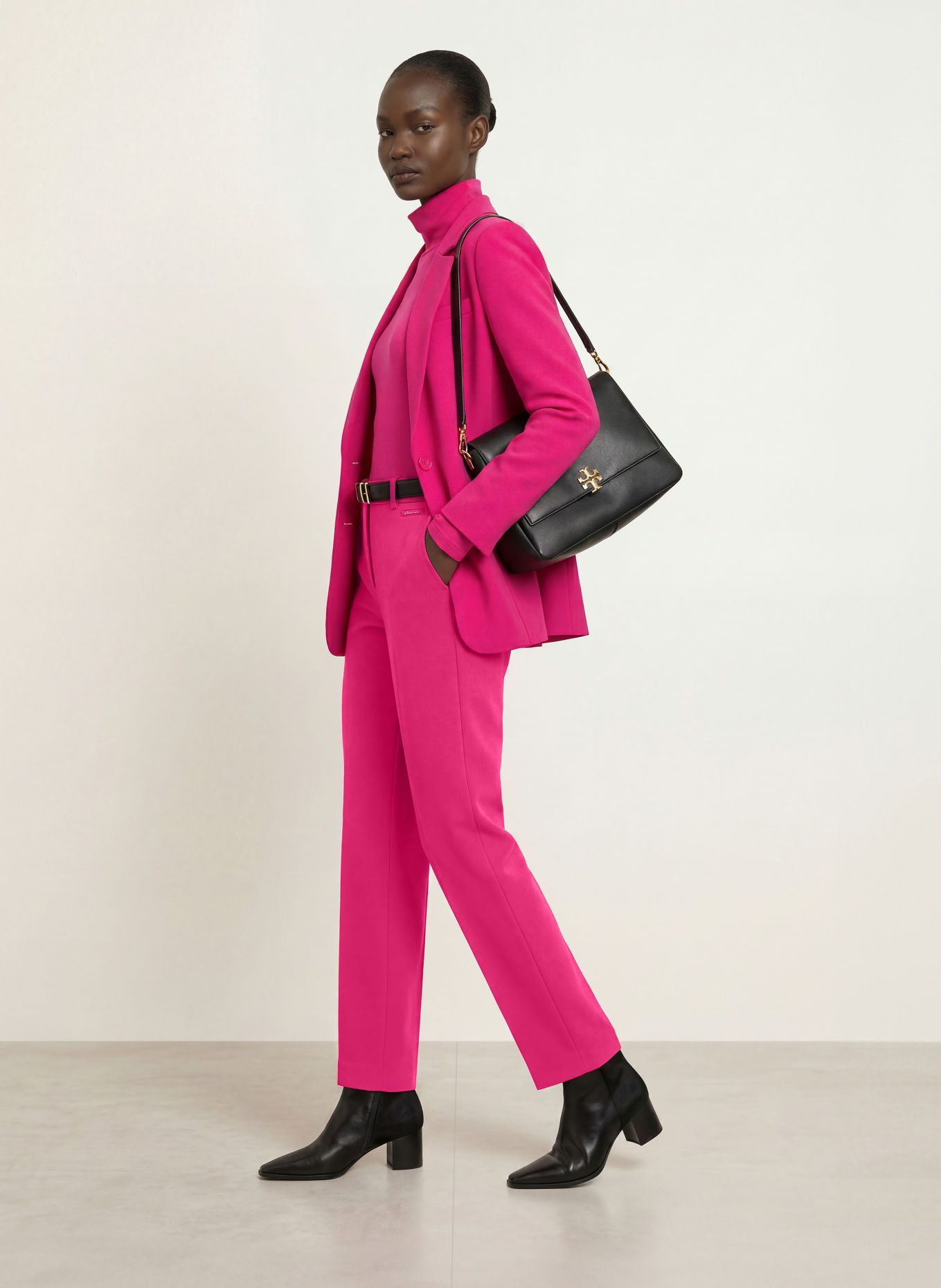 MARC CAIN FORDON Trousers: 264 very berry