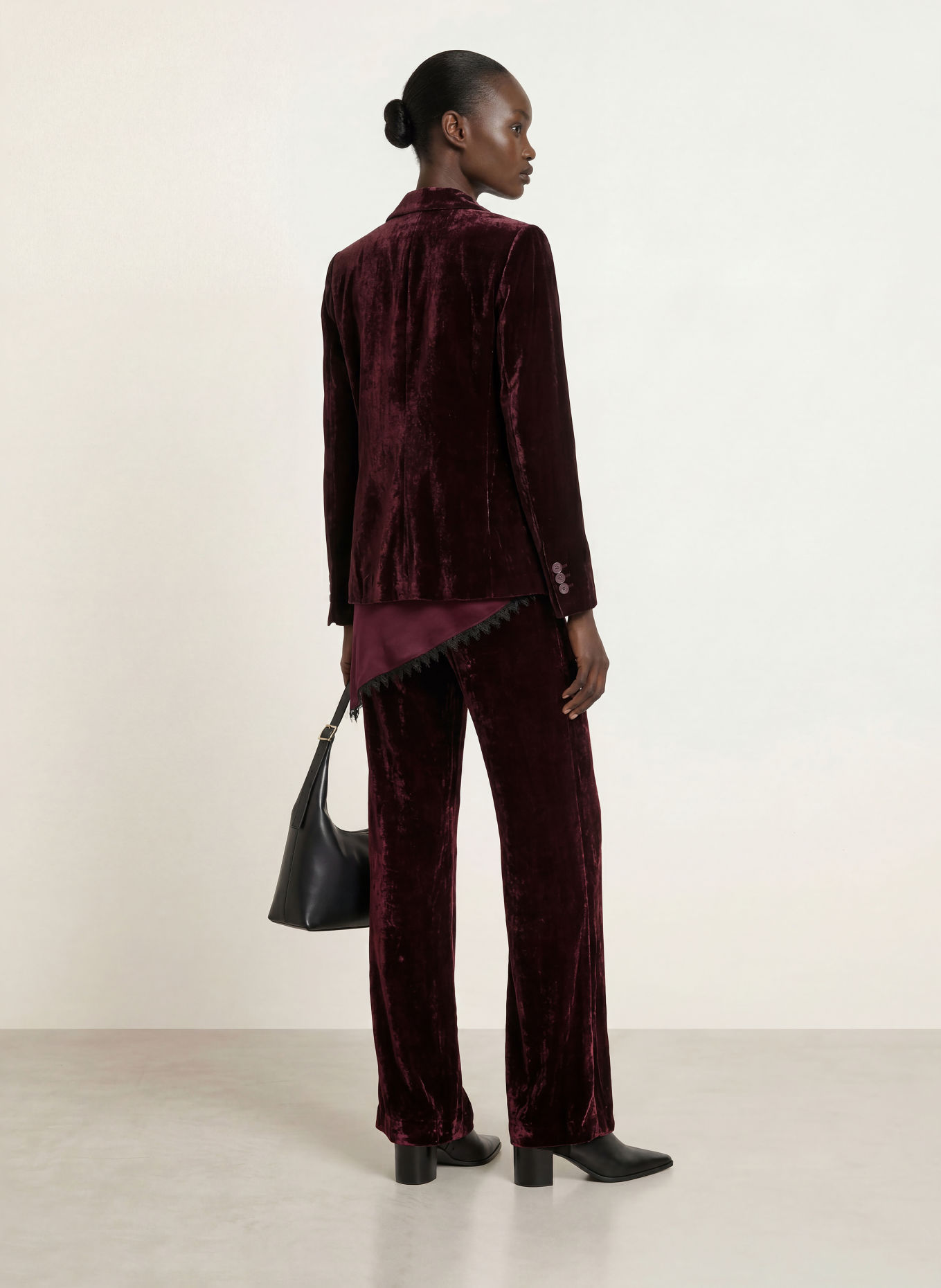 MARC CAIN Wide-leg trousers WARRI in Velvet: 296 winetasting