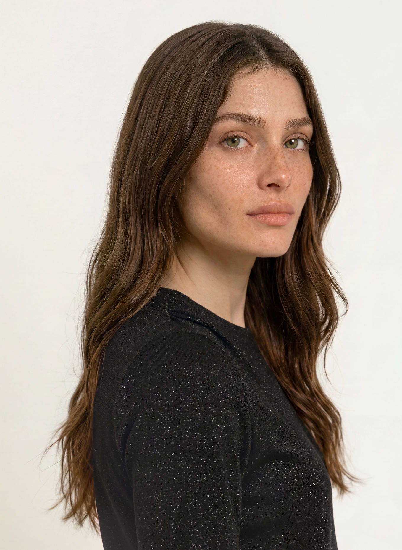MARC CAIN Long-sleeve shirt with glitter yarn: 900 black new