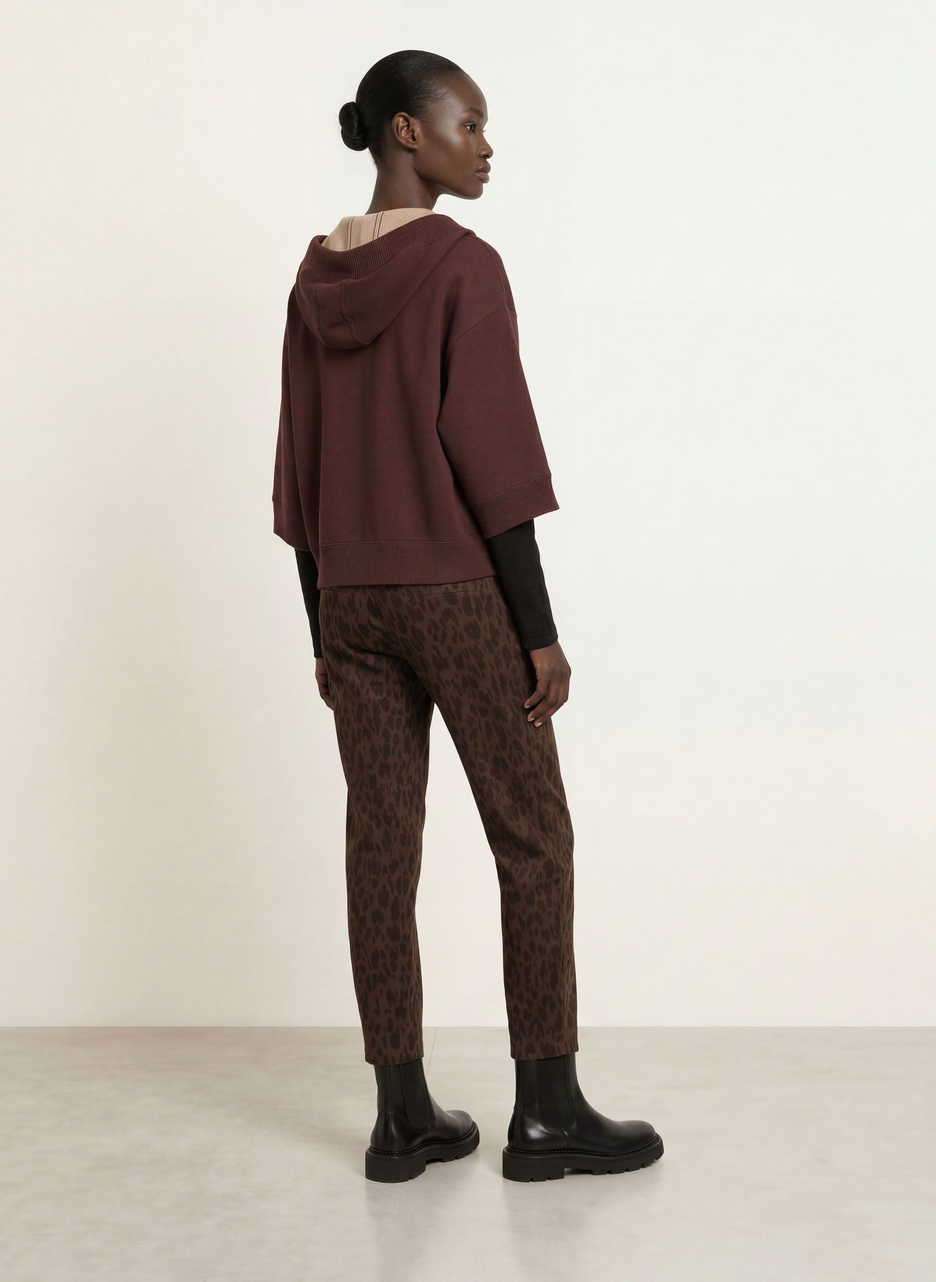 MARC CAIN Strickjacke: 697 seal brown