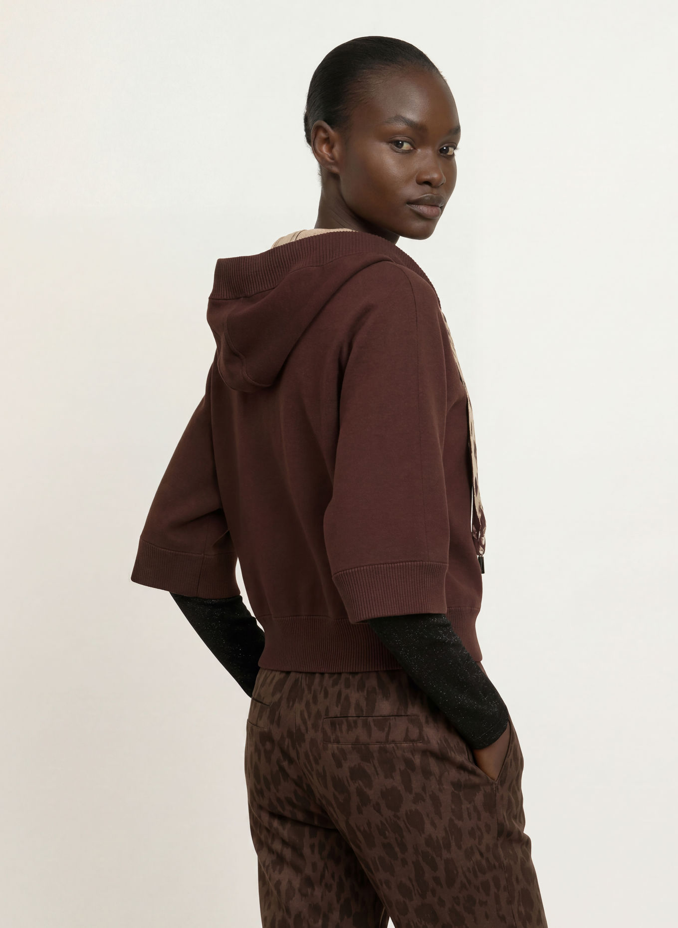 MARC CAIN Strickjacke: 697 seal brown