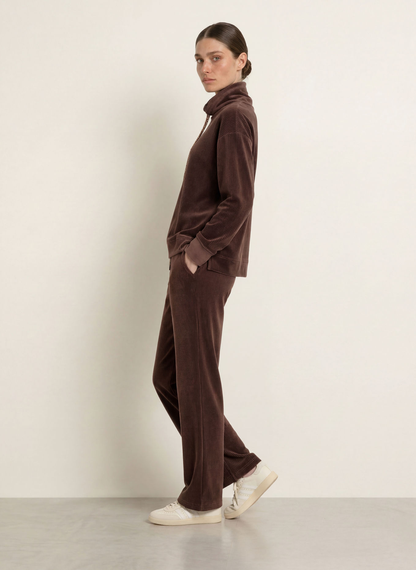 MARC CAIN Corduroy Shirt: 697 seal brown