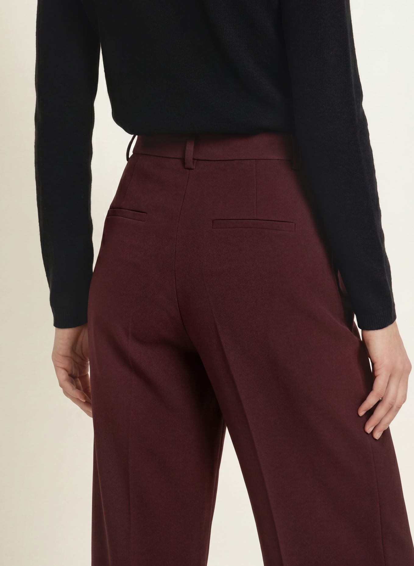 SEDUCTIVE GILLIAN wide-leg trousers: DARK RED