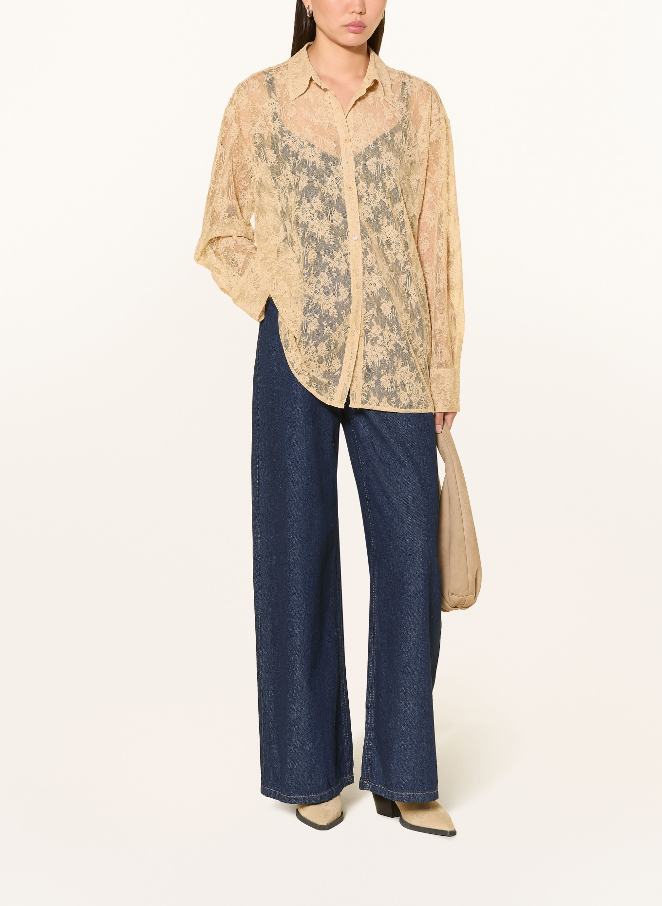 SOFIE SCHNOOR SYLVINESW-overhemdblouse van kant: BEIGE
