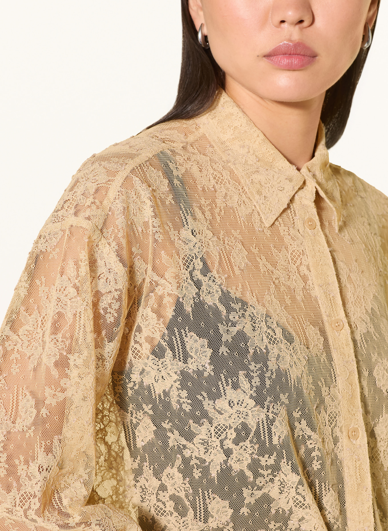 SOFIE SCHNOOR SYLVINESW-overhemdblouse van kant: BEIGE