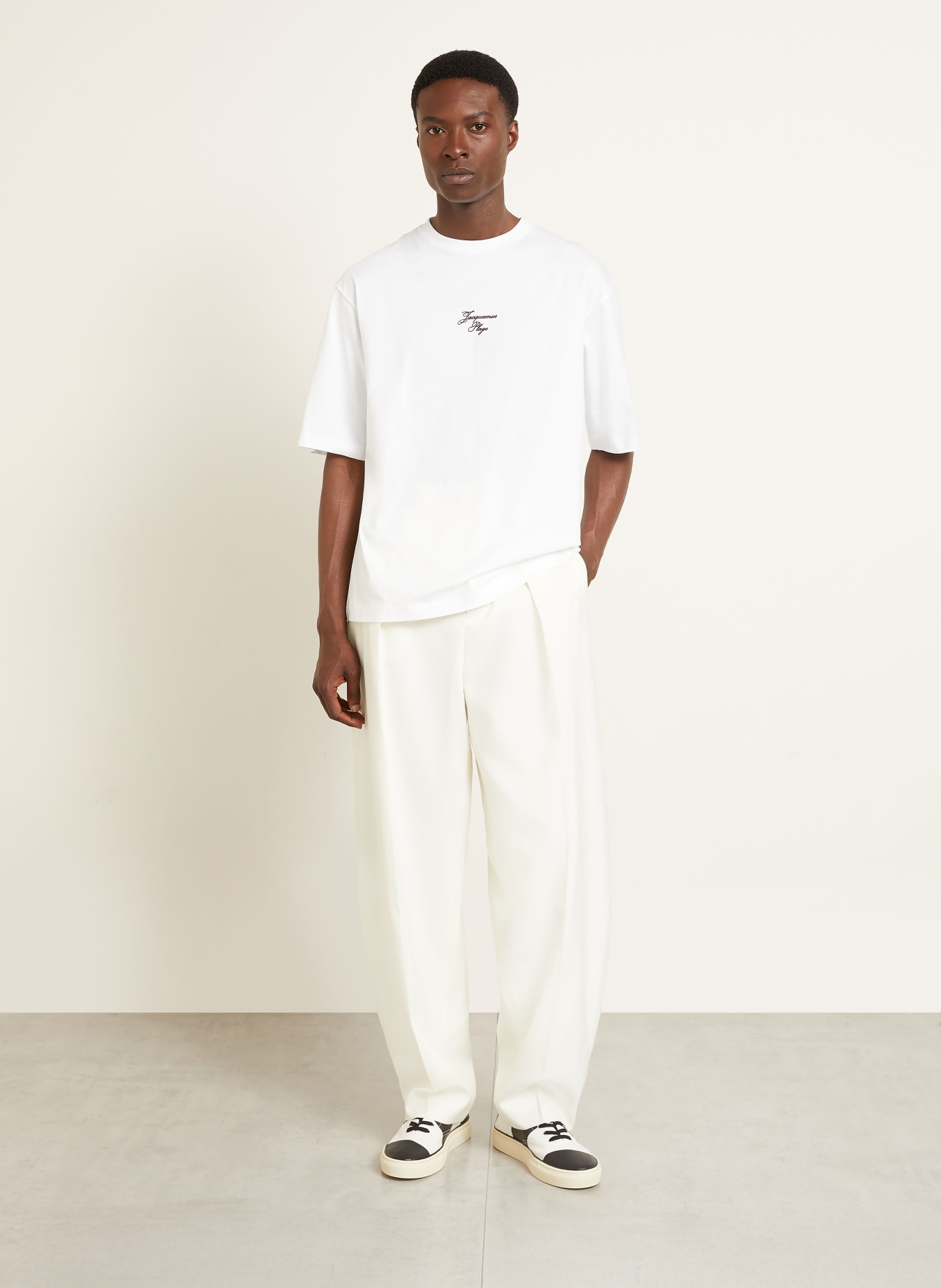 JACQUEMUS Koszulka oversize LE T-shirt BATEAU: BIAŁY / CIEMNOCZERWONY