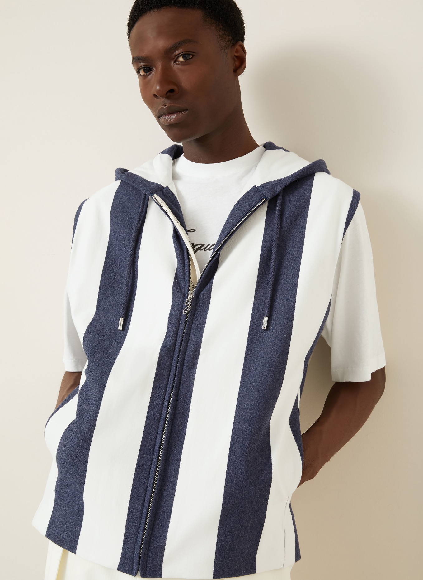 JACQUEMUS Kamizelka dresowa LE GILET MARINIERE: GRANATOWY / BIAŁY