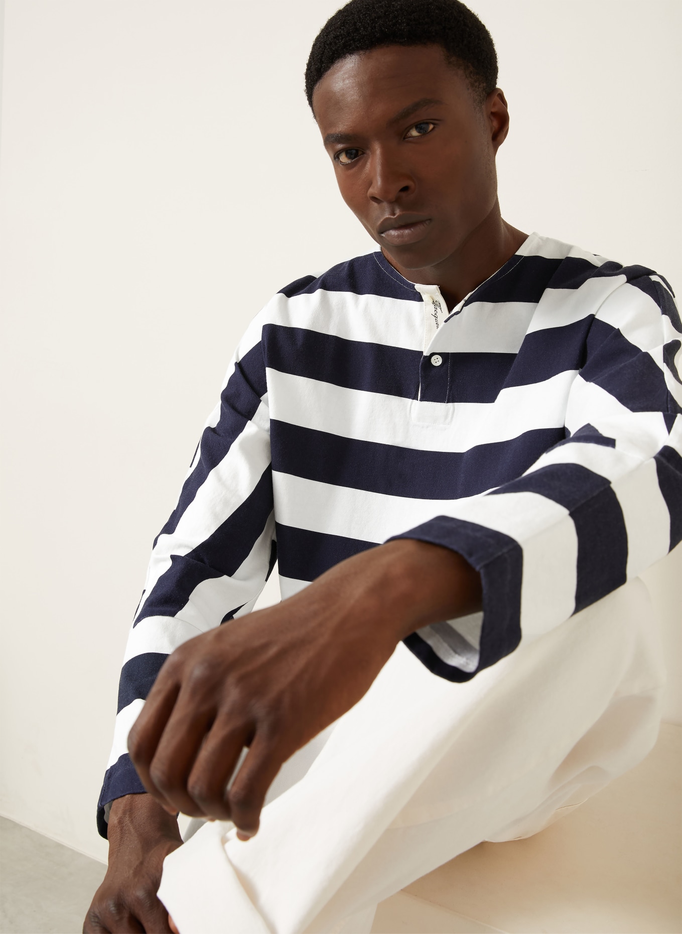 JACQUEMUS Bluzka typu henley LE TSHIRT MARINIERE ML: GRANATOWY / BIAŁY
