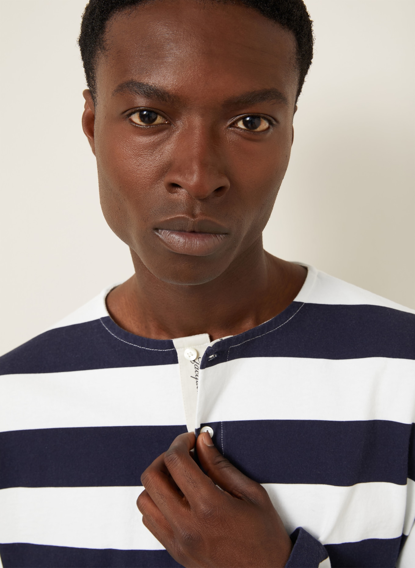 JACQUEMUS Bluzka typu henley LE TSHIRT MARINIERE ML: GRANATOWY / BIAŁY