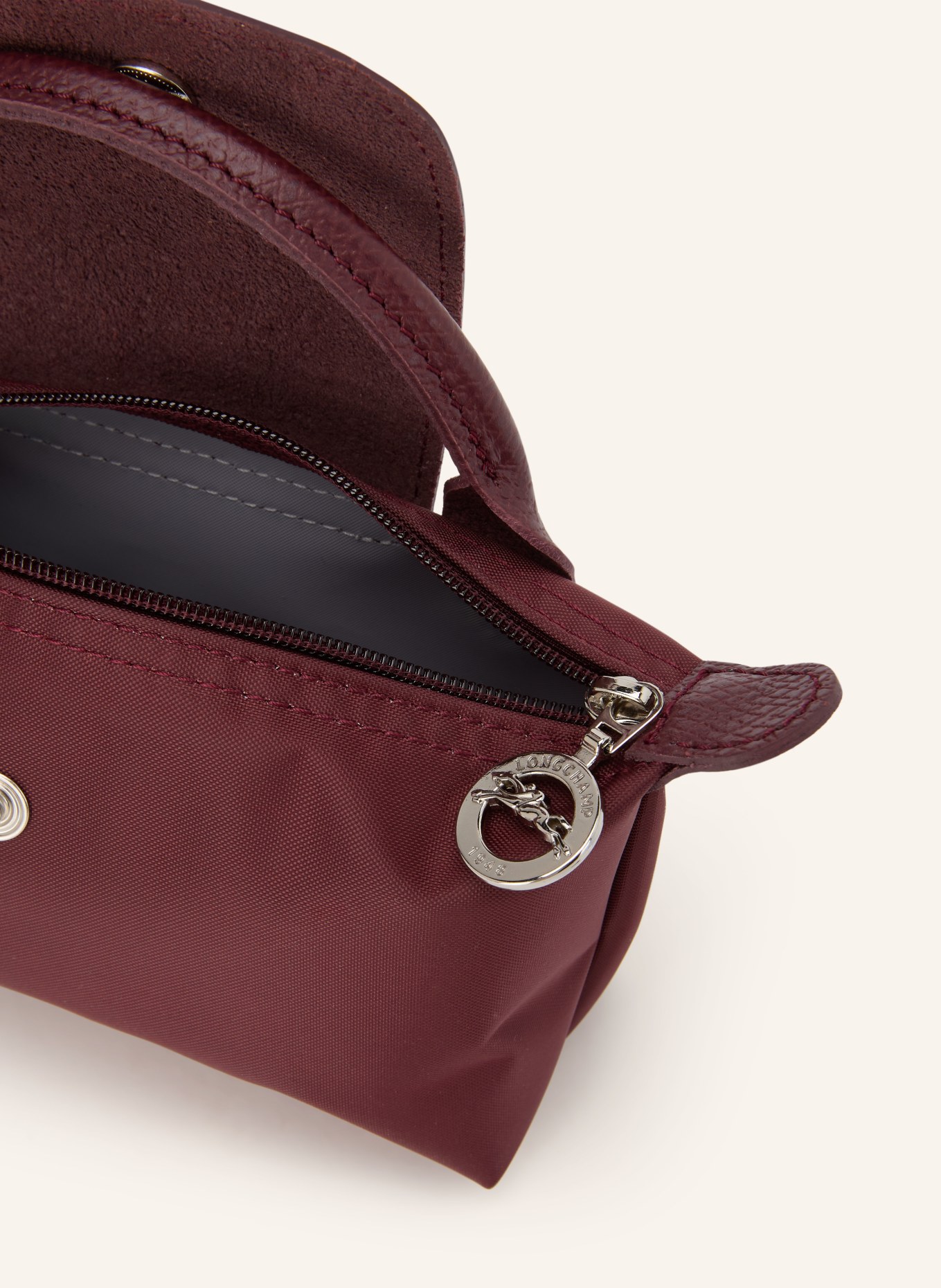 LONGCHAMP Handtasche LE PLIAGE ONE: DUNKELROT / SILBER