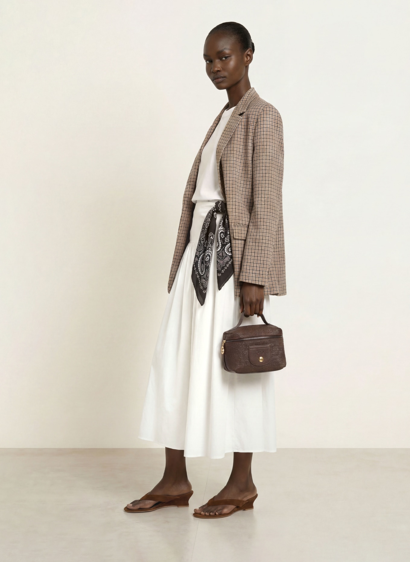 LONGCHAMP Umhängetasche LE PLIAGE XS: DUNKELBRAUN / GOLD