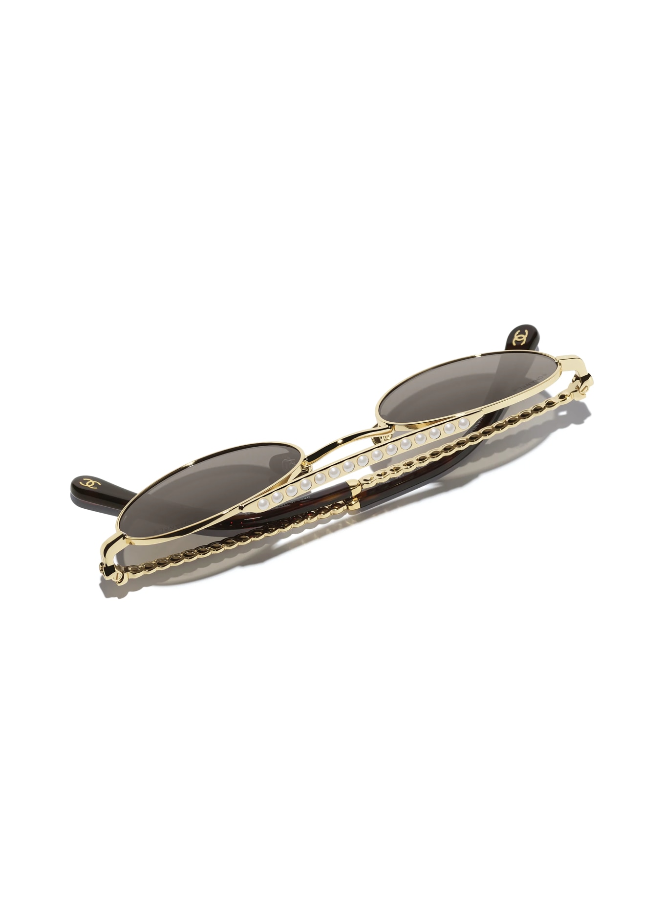 CHANEL Ovale Sonnenbrille: GOLD/ BRAUN