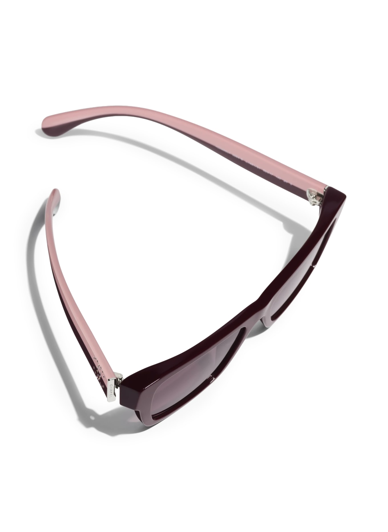 CHANEL Rectangular sunglasses with gemstones: RED VENDOME/ PINK GRADIENT GREY