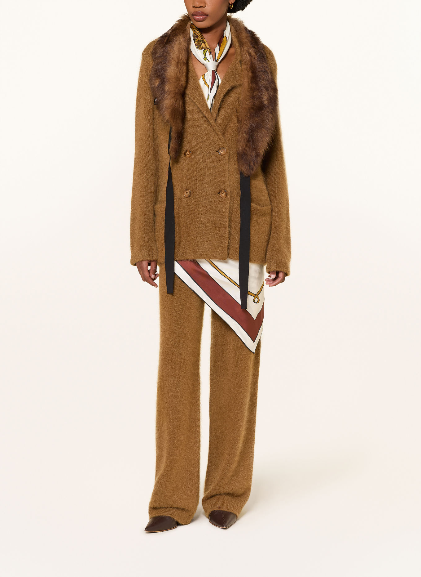 DOROTHEE SCHUMACHER Strikjakke FLUFFY STATEMENTS med kashmir: BRUN