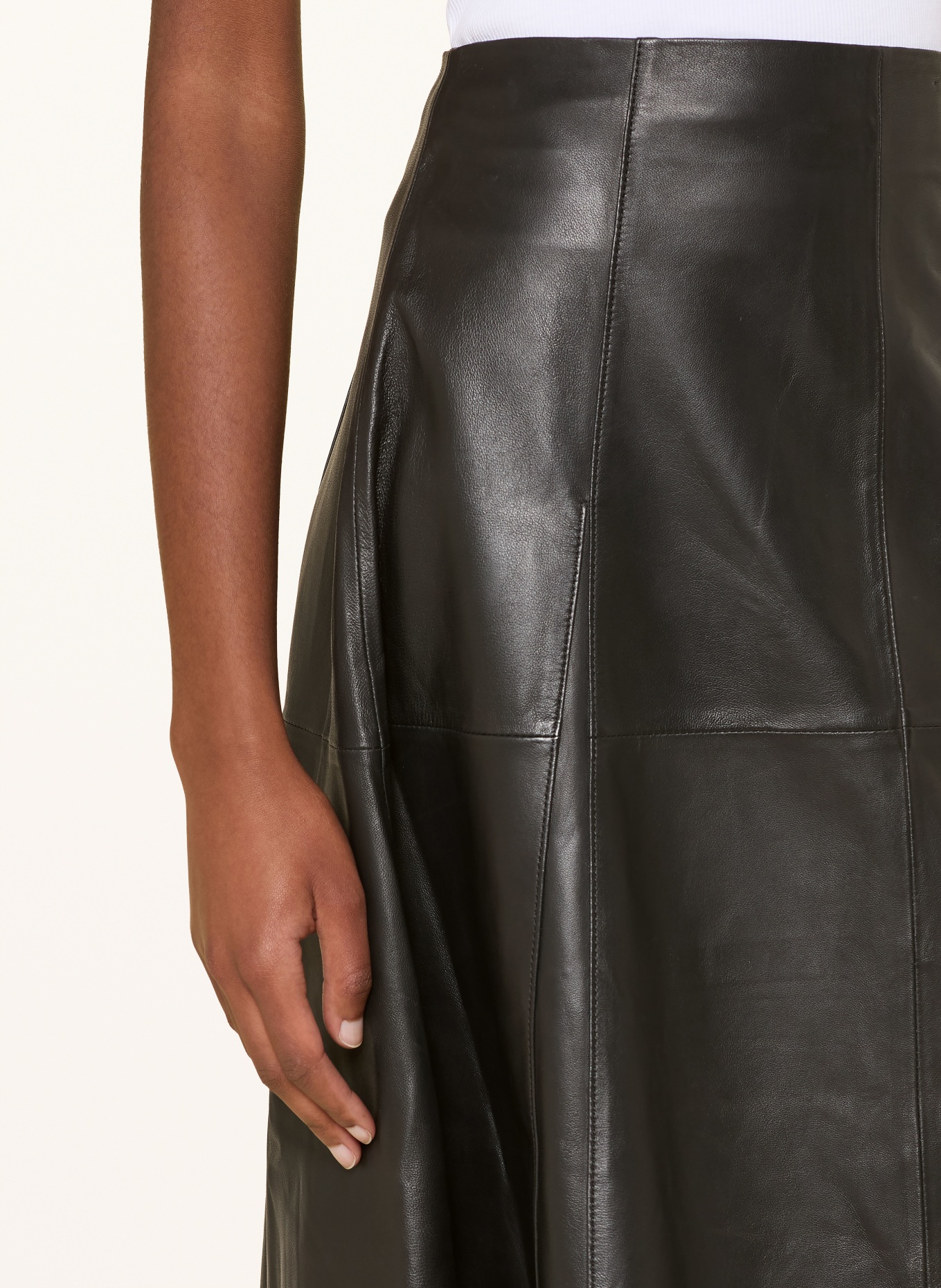 MRS & HUGS Leather skirt: BLACK