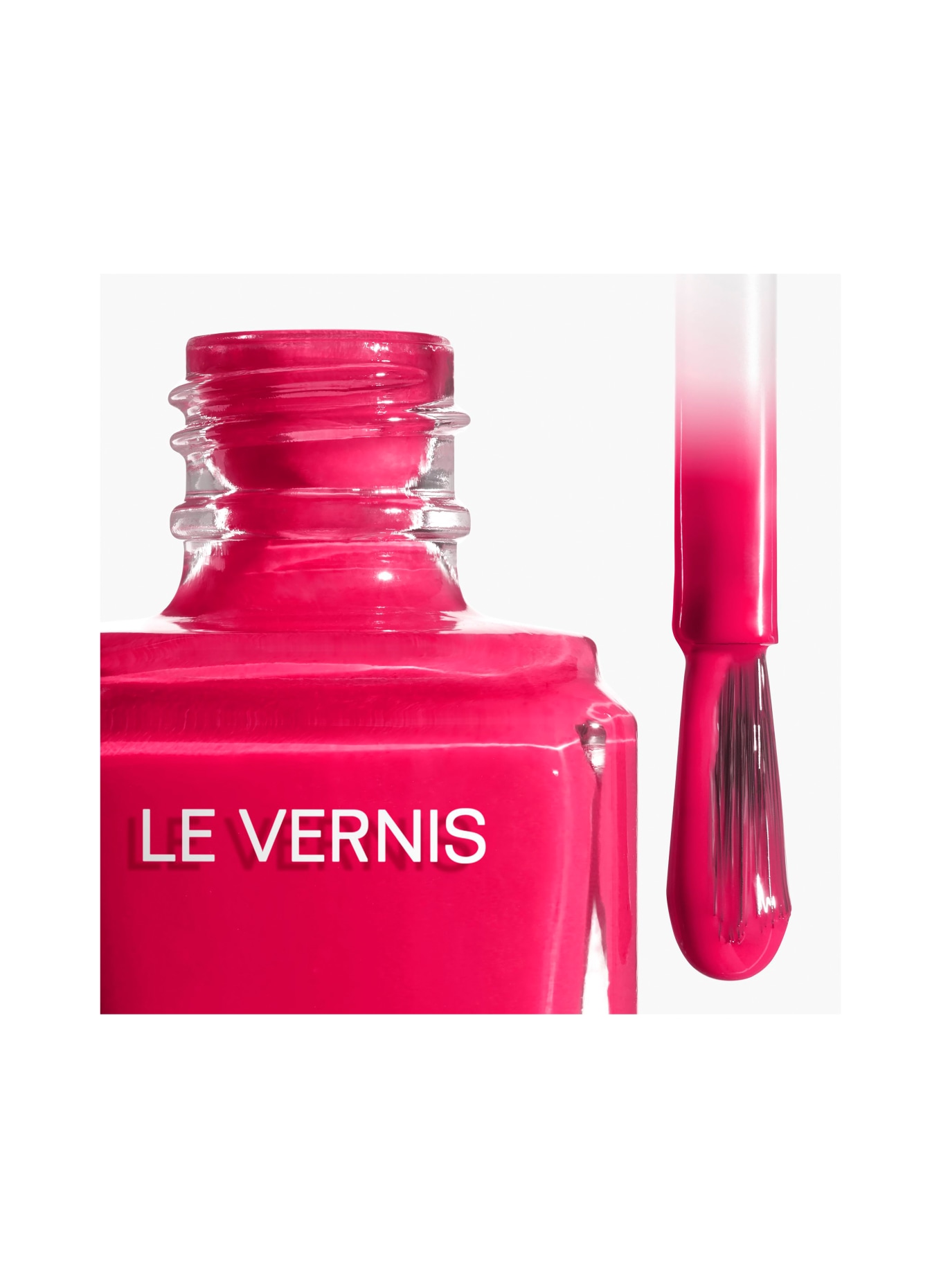 CHANEL LE VERNIS: 425 DÉSIRABLE
