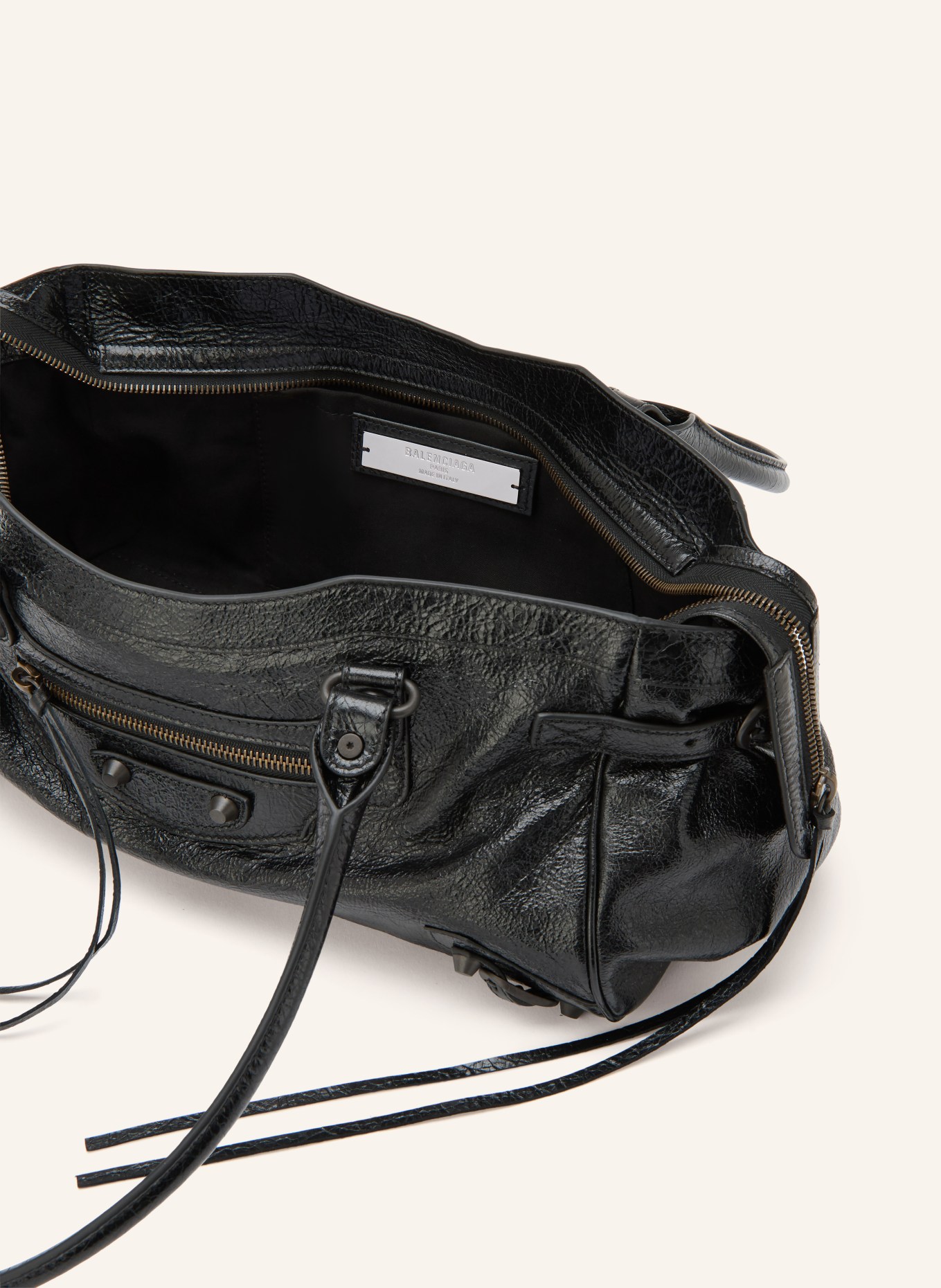 BALENCIAGA Schultertasche LE CITY EAST-WEST mit Nieten: SCHWARZ