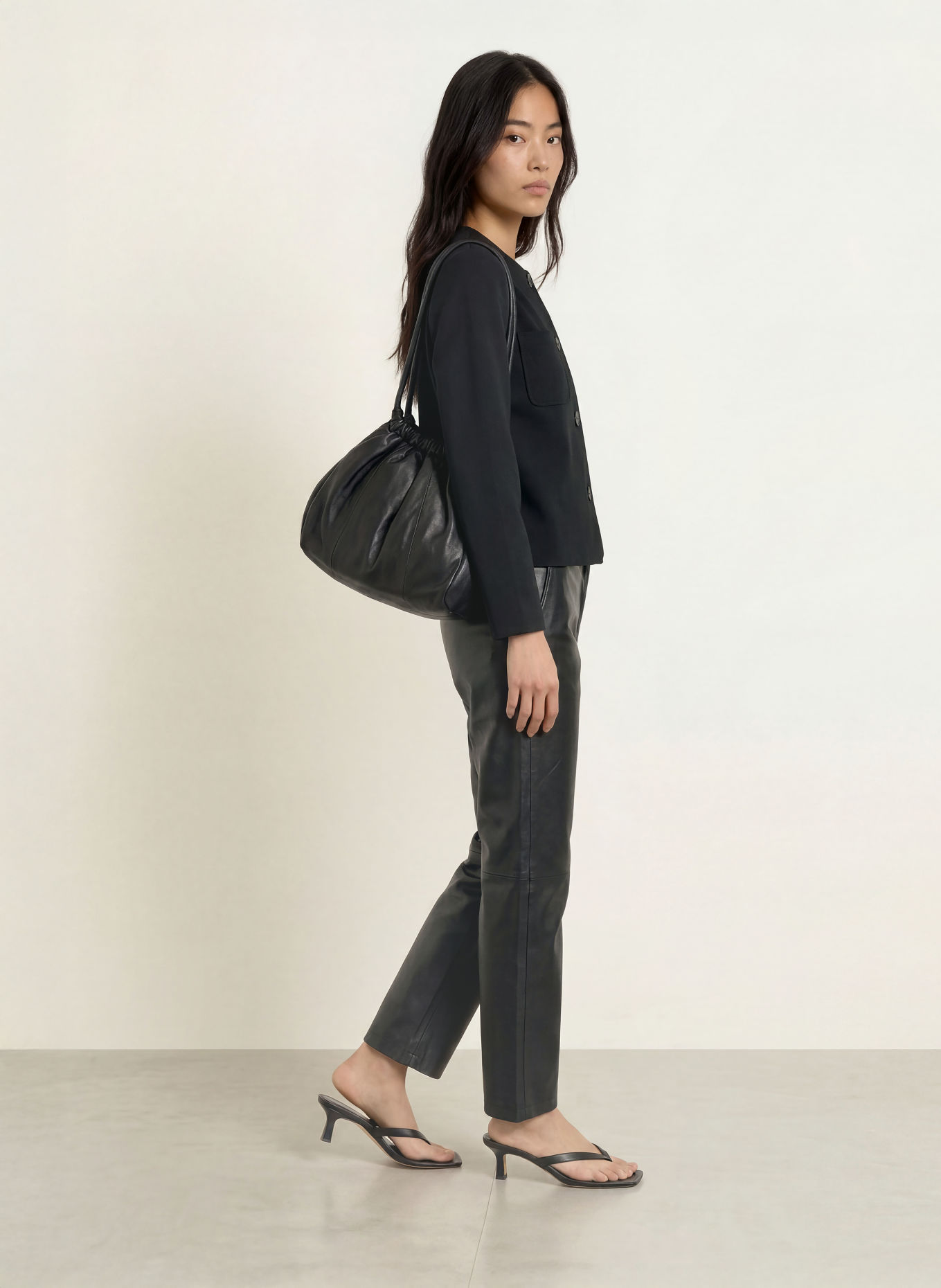 YERSE Vest SIMONE: ZWART