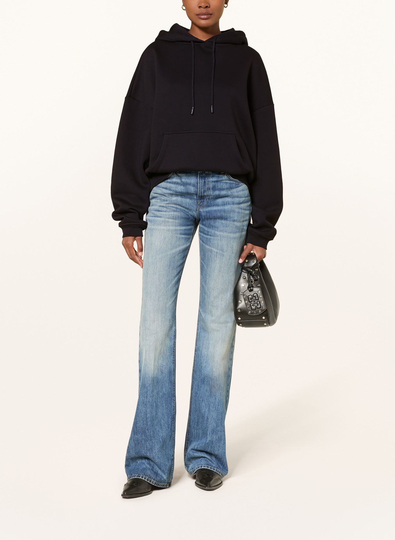 MRS & HUGS Hoodie: ZWART