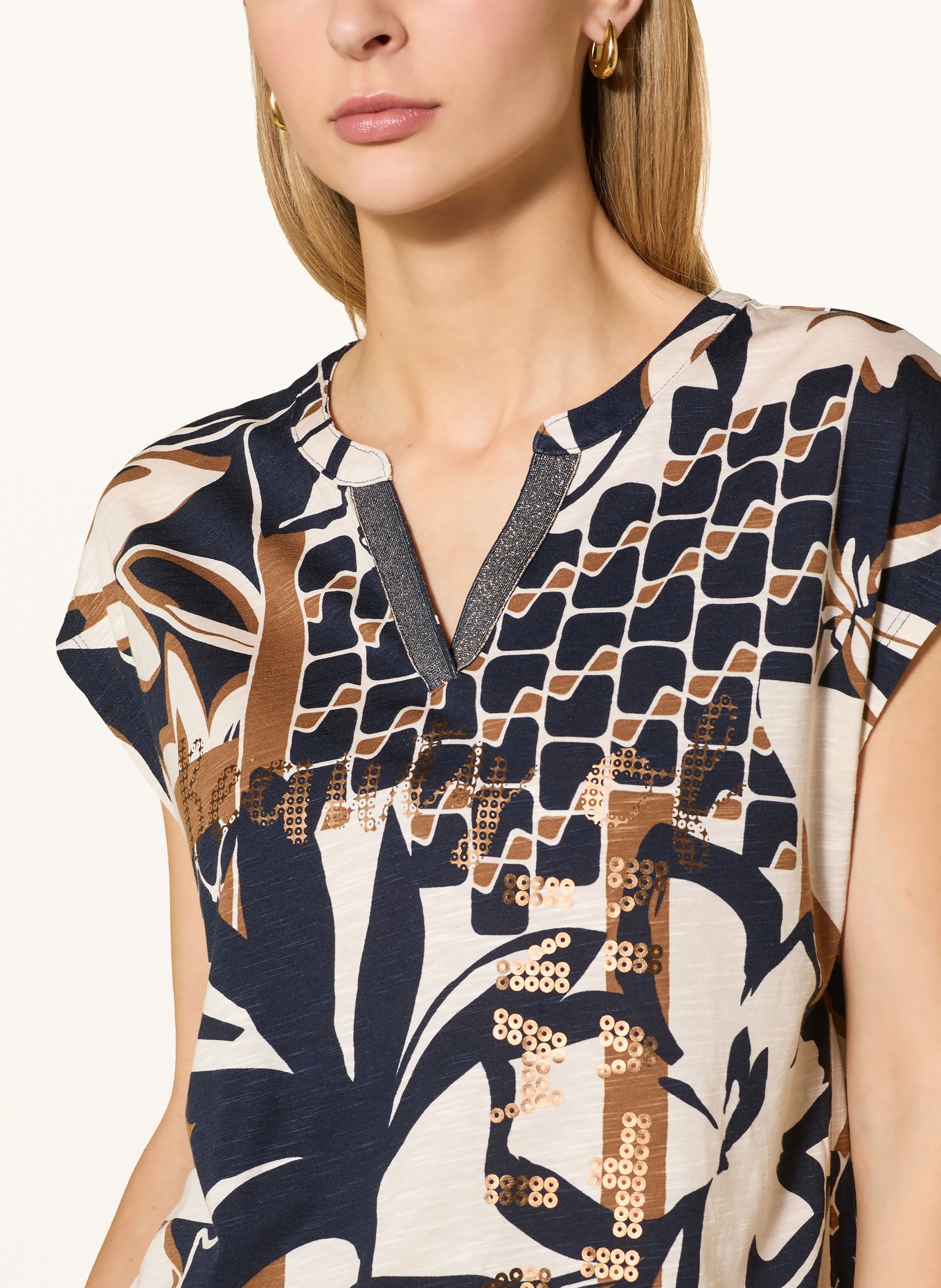 Betty Barclay Blusenshirt mit Glitzergarn: CREME / CAMEL / DUNKELBLAU