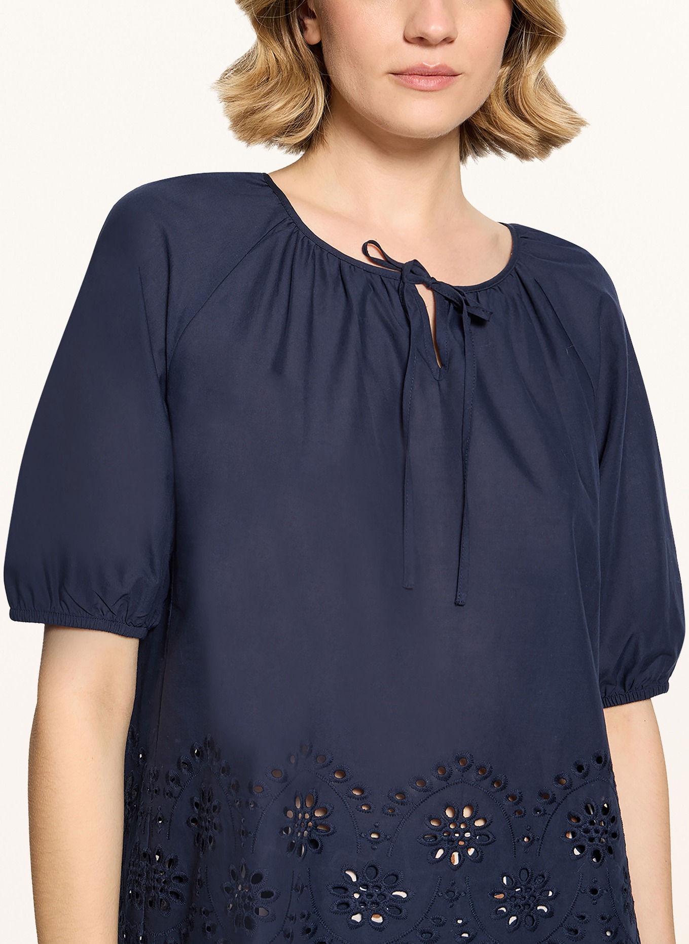 Betty Barclay Shirt blouse with eyelet lace: DARK BLUE