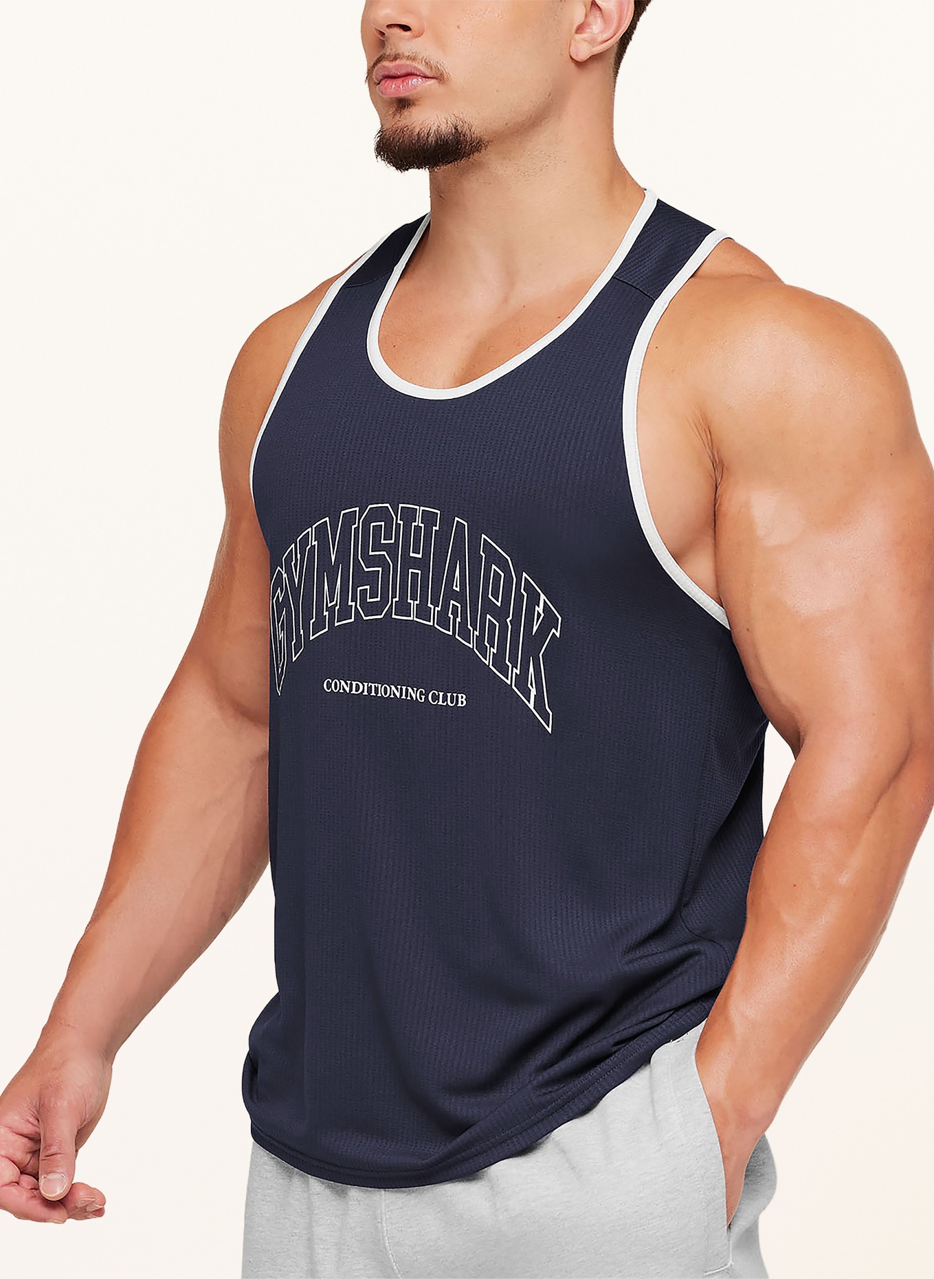 GYMSHARK Tanktop CONDITIONING COLLEGE TECH: DUNKELBLAU / WEISS