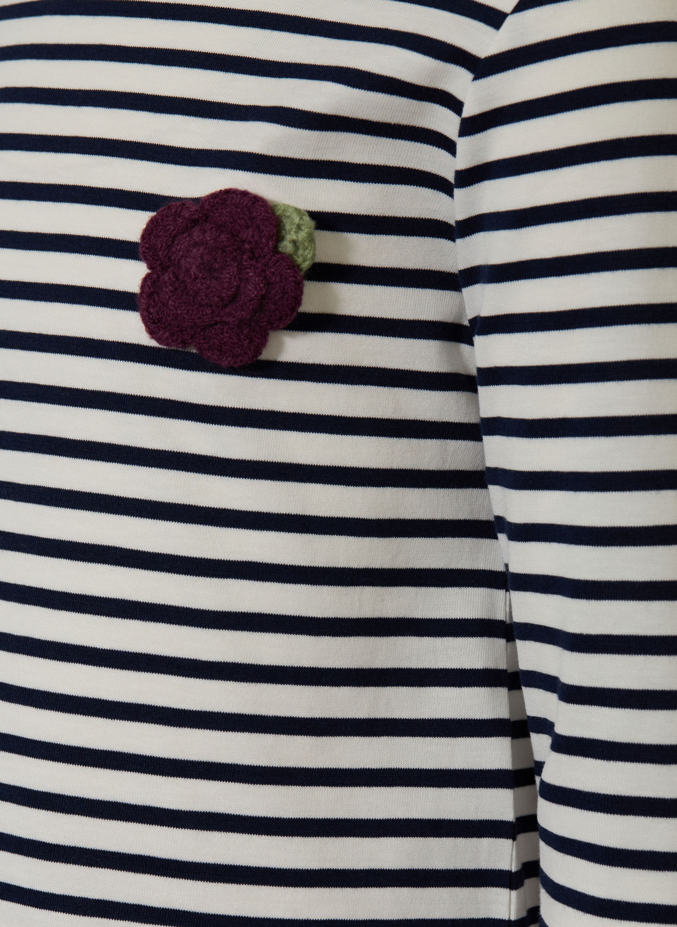 s.Oliver RED Longsleeve: WEISS / DUNKELBLAU