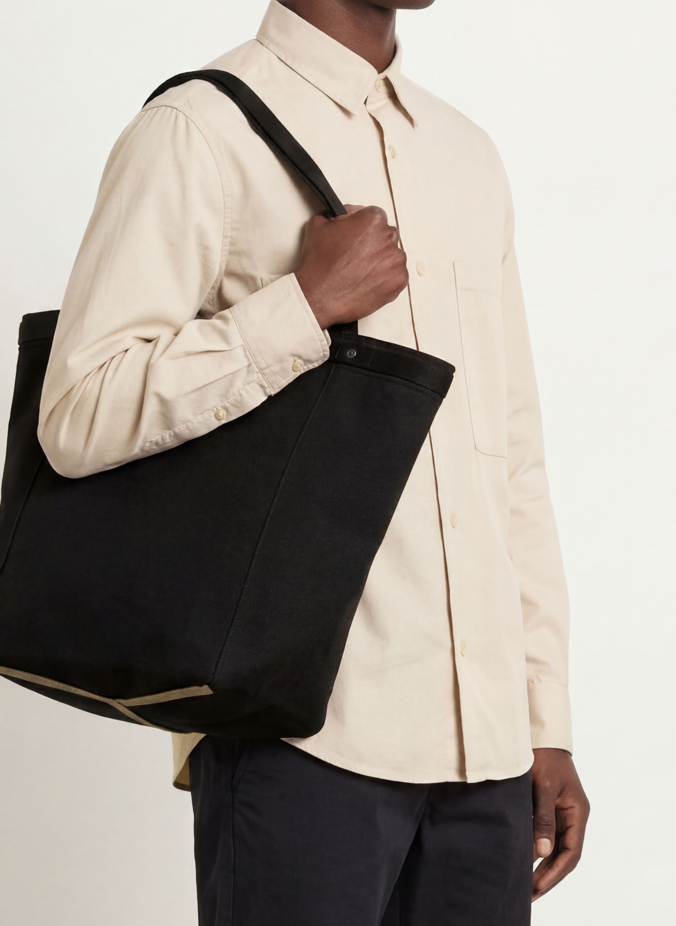 NN.07 Sac cabas GRIP TOTE avec pochette: NOIR