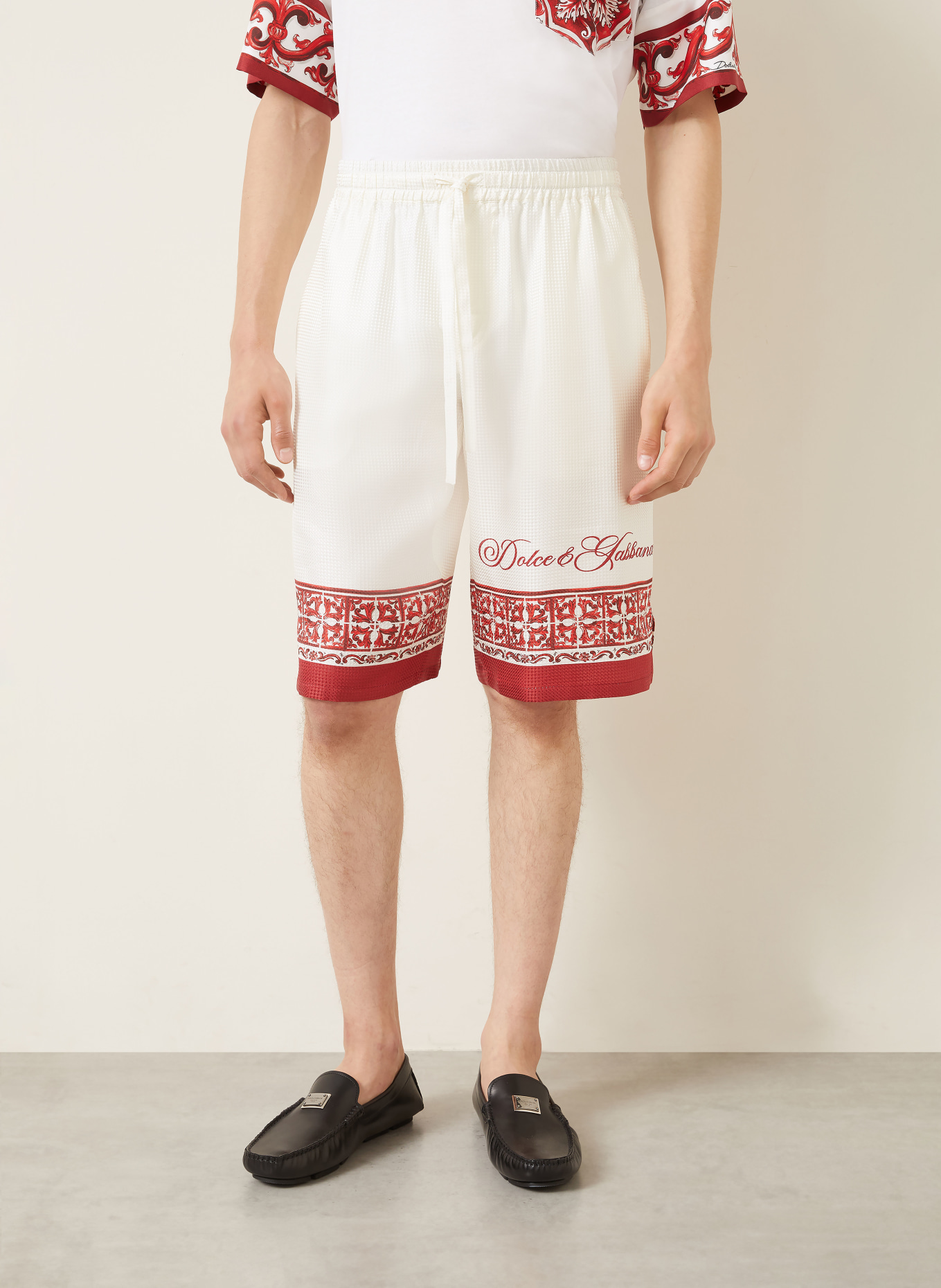 DOLCE & GABBANA Jacquard-Shorts aus Seide: WEISS / DUNKELROT