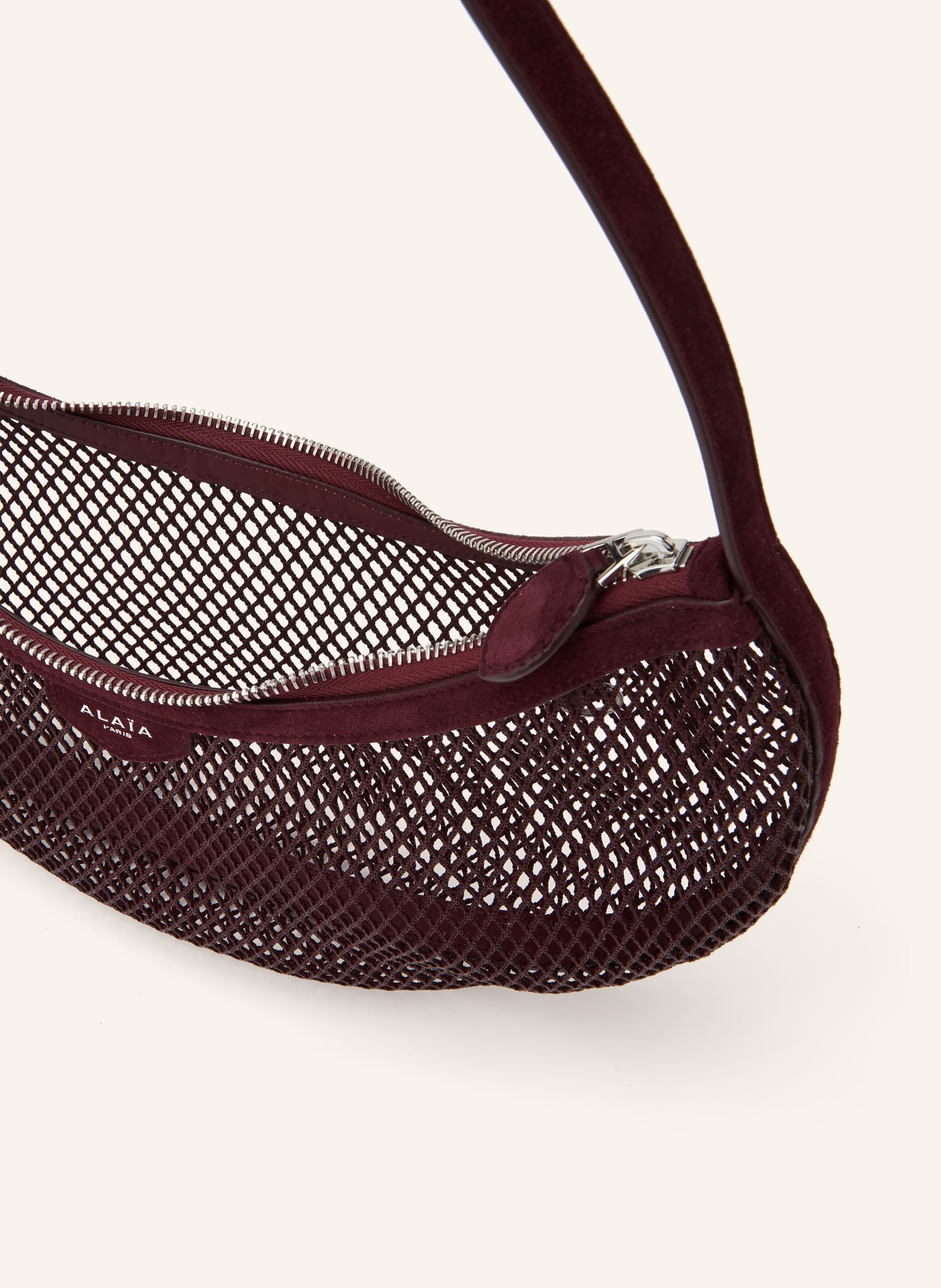 ALAÏA Schultertasche DEMI LUNE: DUNKELROT / SILBER